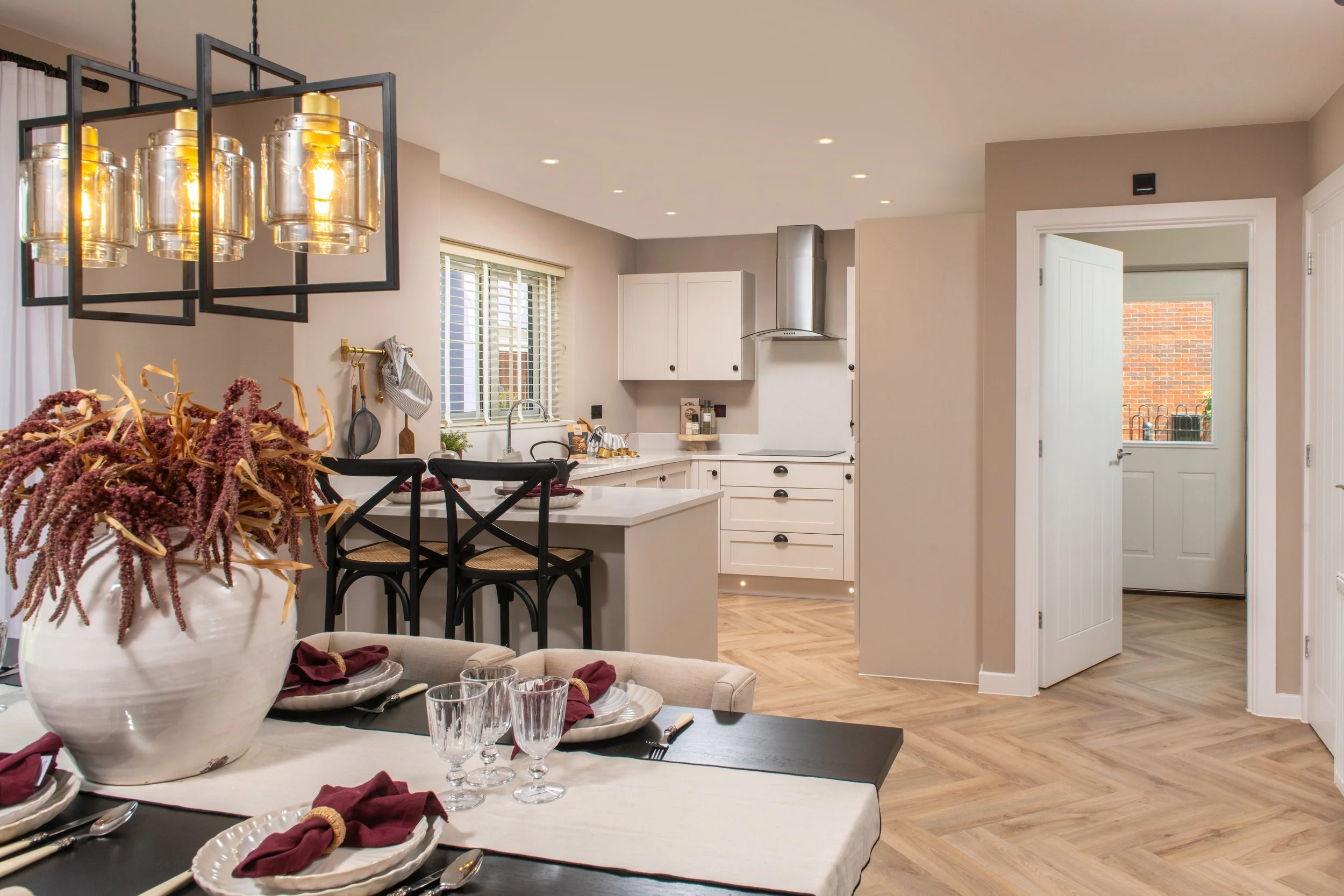 008 Allison_CranbrookGrange_Hazel_Rooms-2.jpg