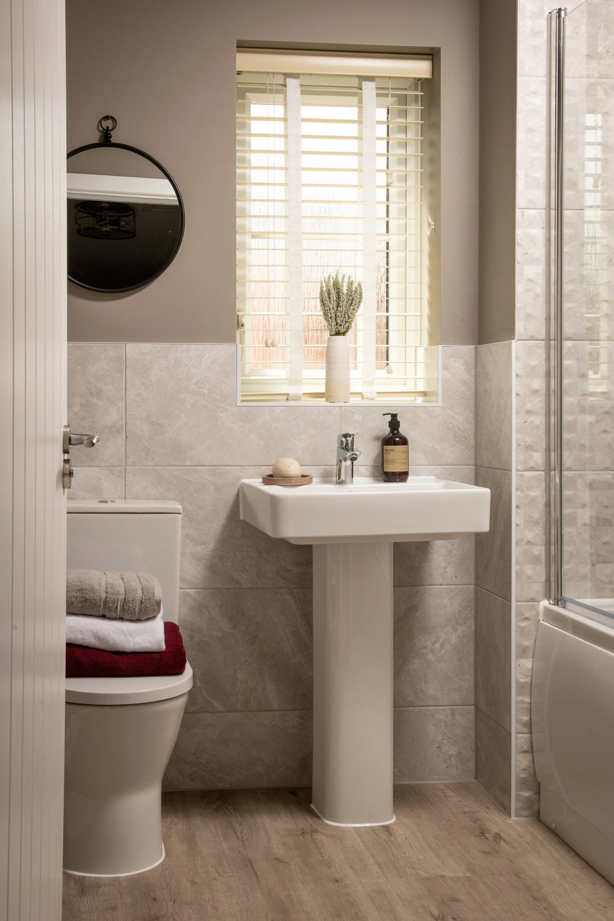 008 Allison_CranbrookGrange_Hazel_Detail.jpg