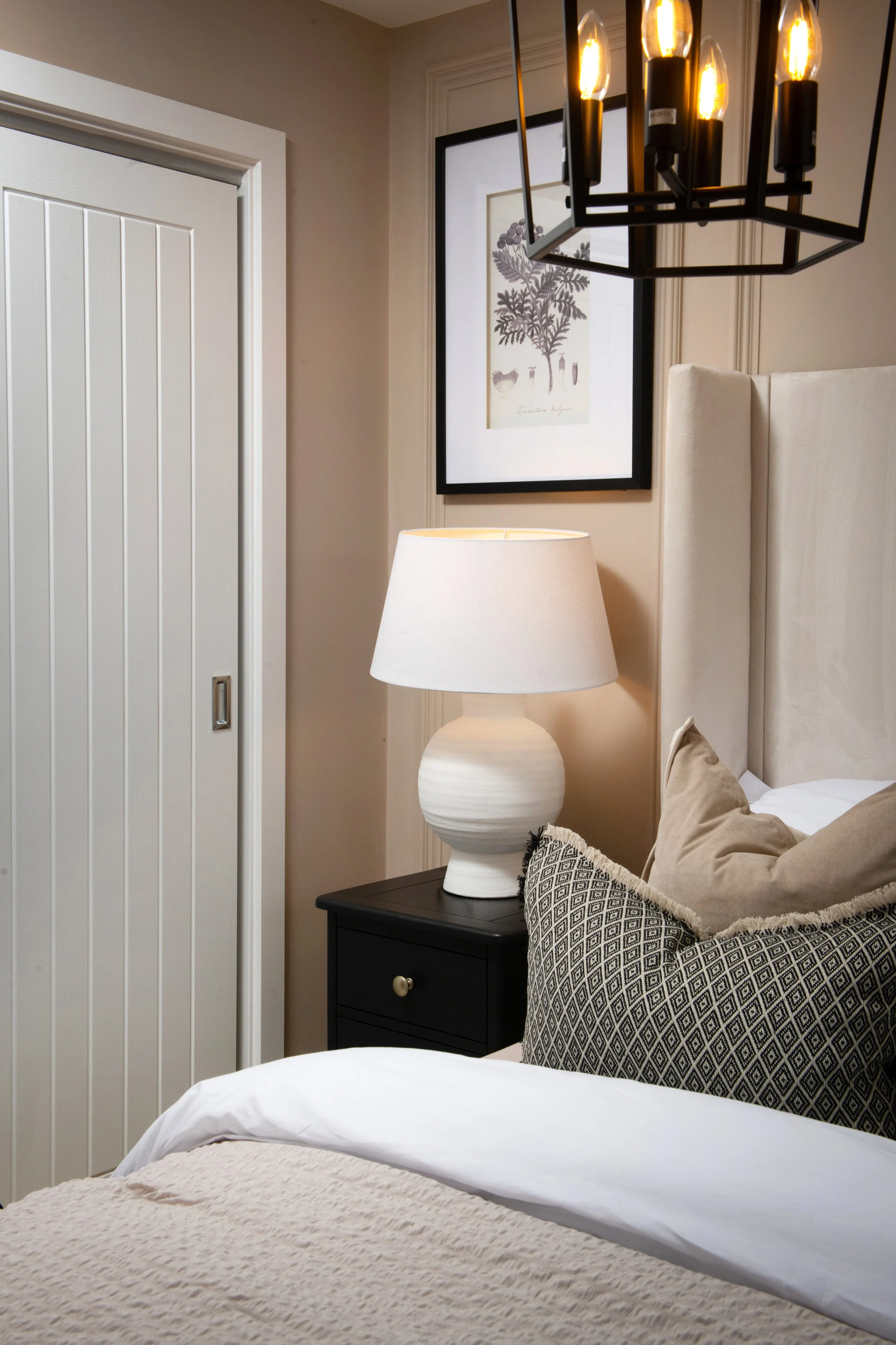 017 Allison_CranbrookGrange_Hazel_Detail.jpg