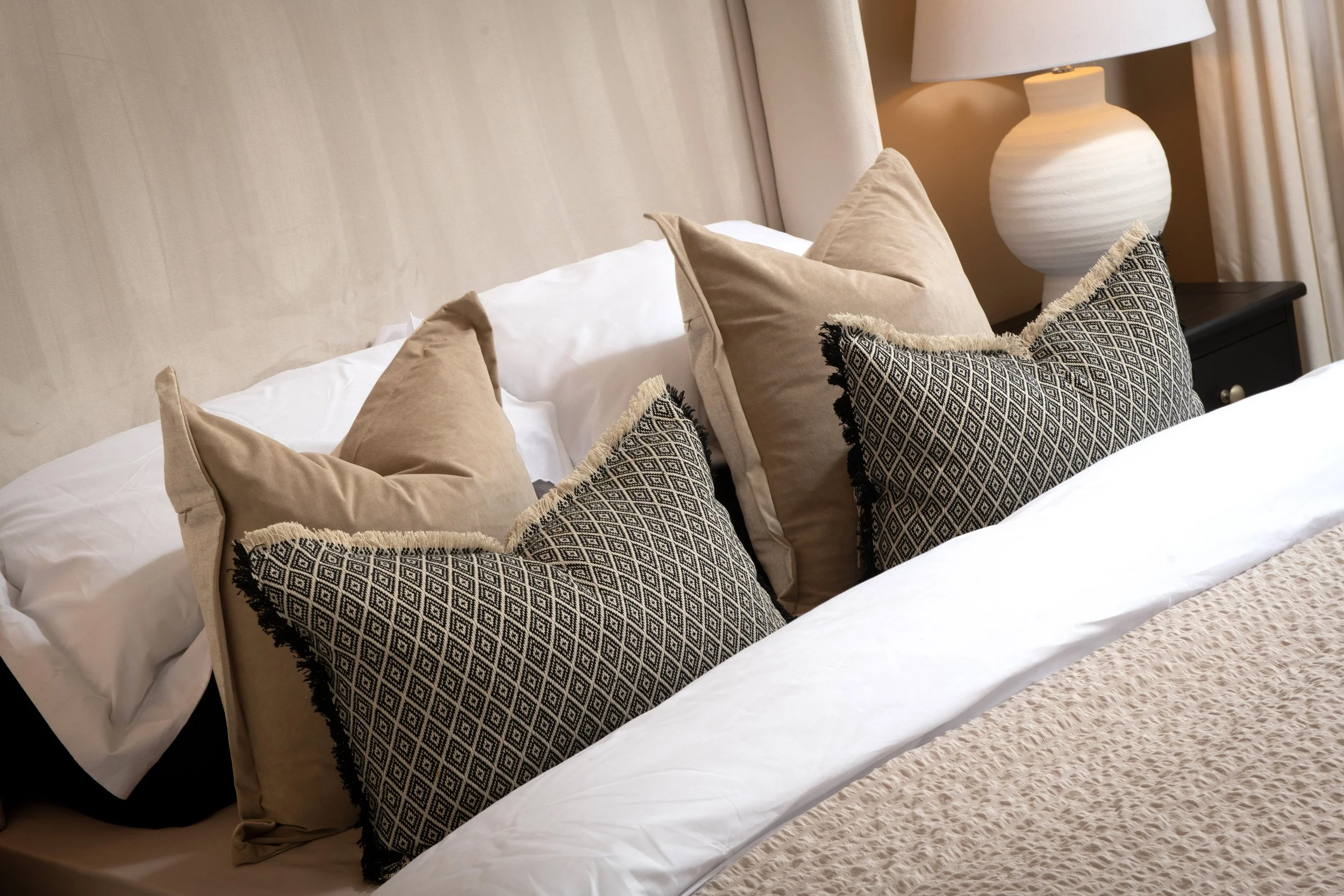 019 Allison_CranbrookGrange_Hazel_Detail.jpg