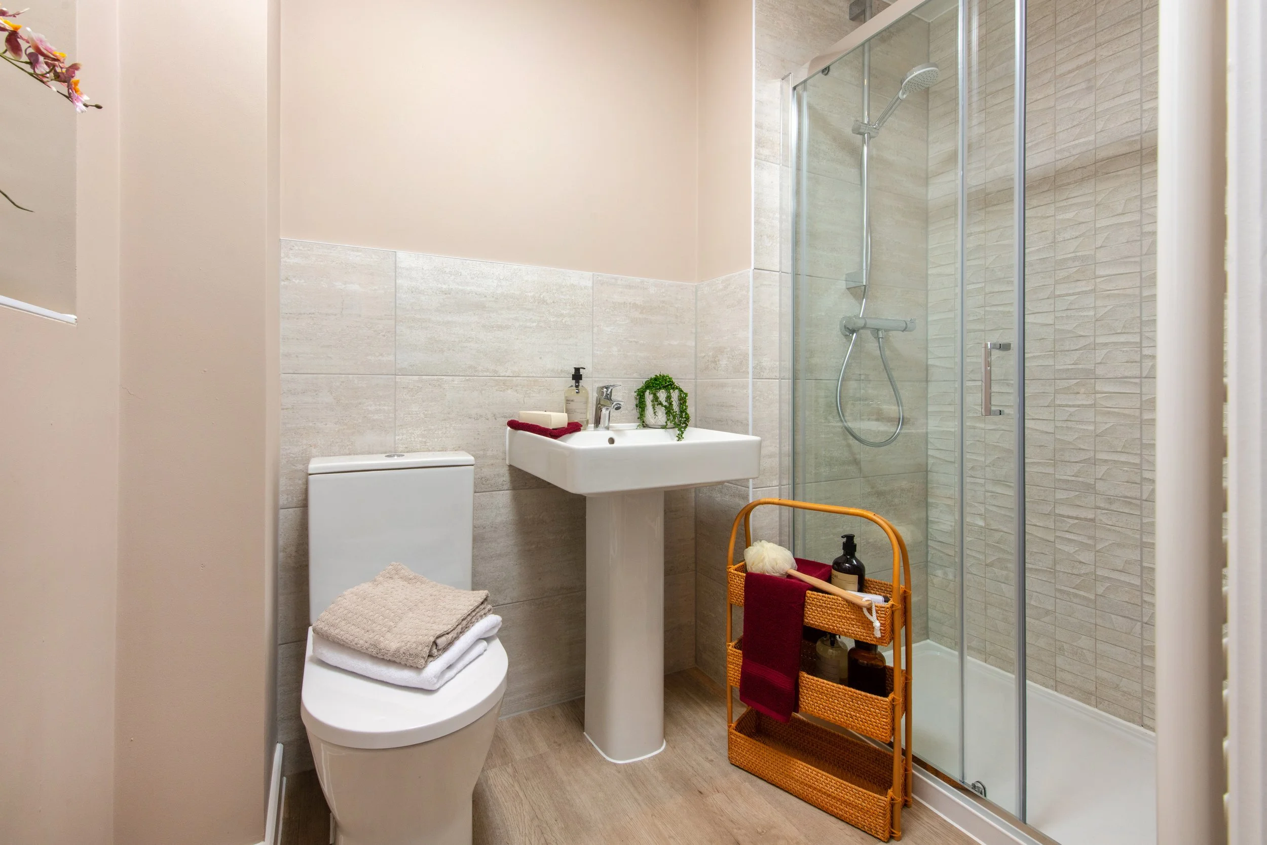 020 Allison_CranbrookGrange_Hazel_Rooms.jpg