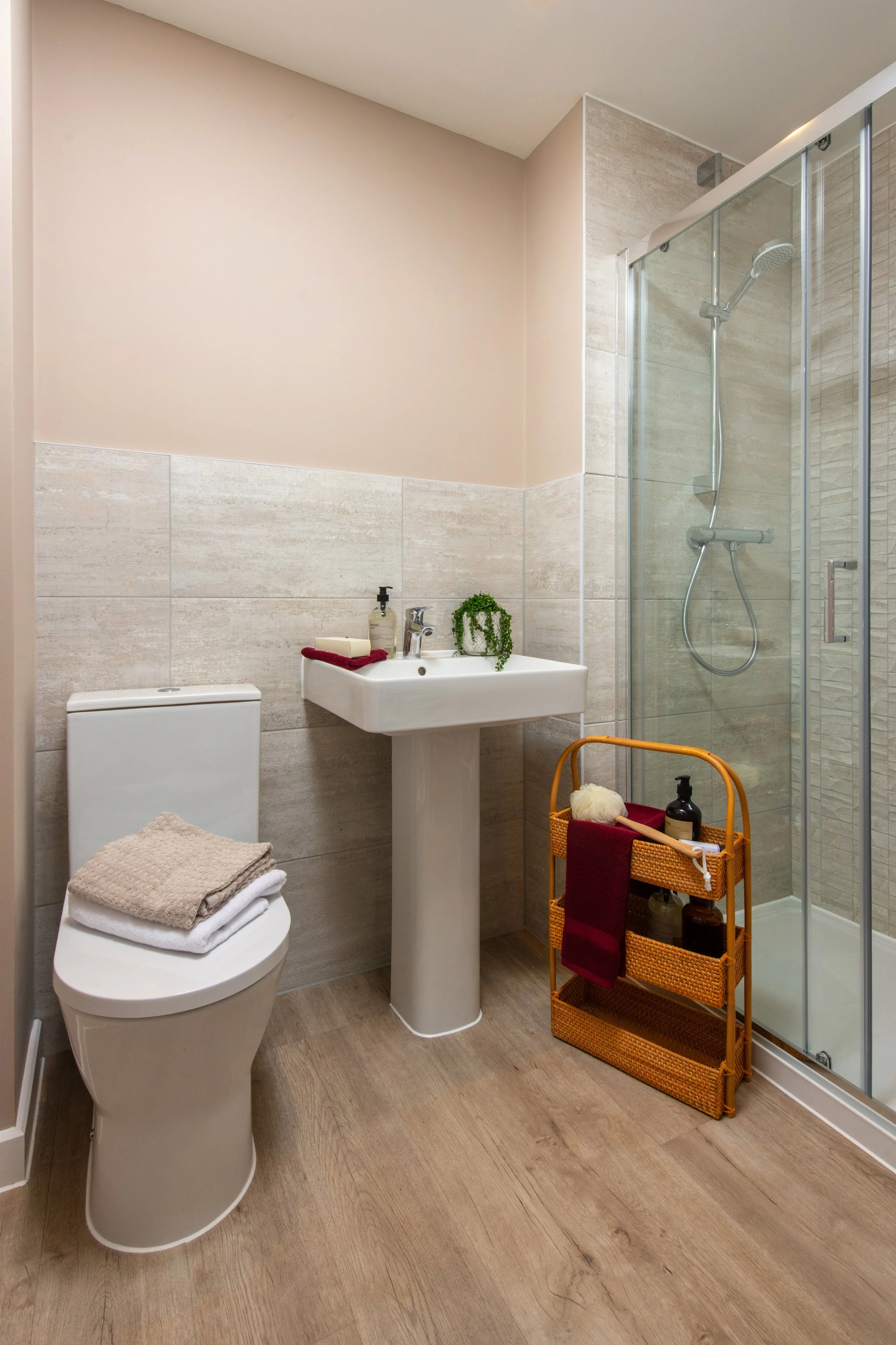 021 Allison_CranbrookGrange_Hazel_Rooms.jpg