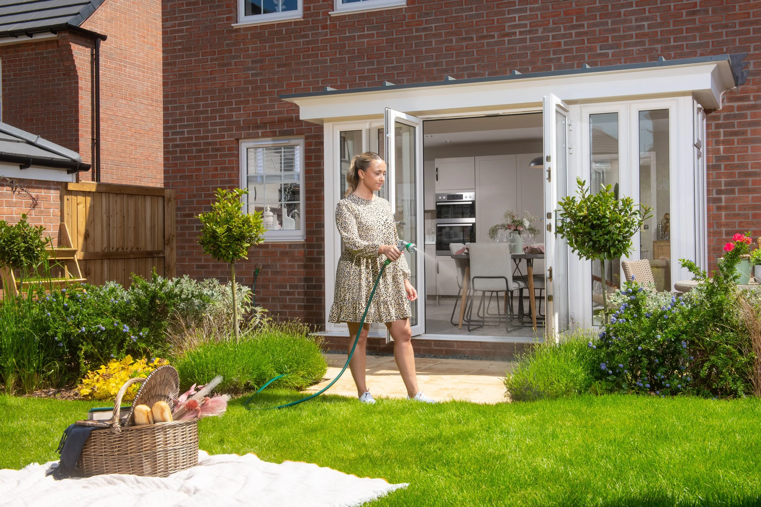 017 DWEM_StonebridgeFields_Lifestyle_Web.jpg