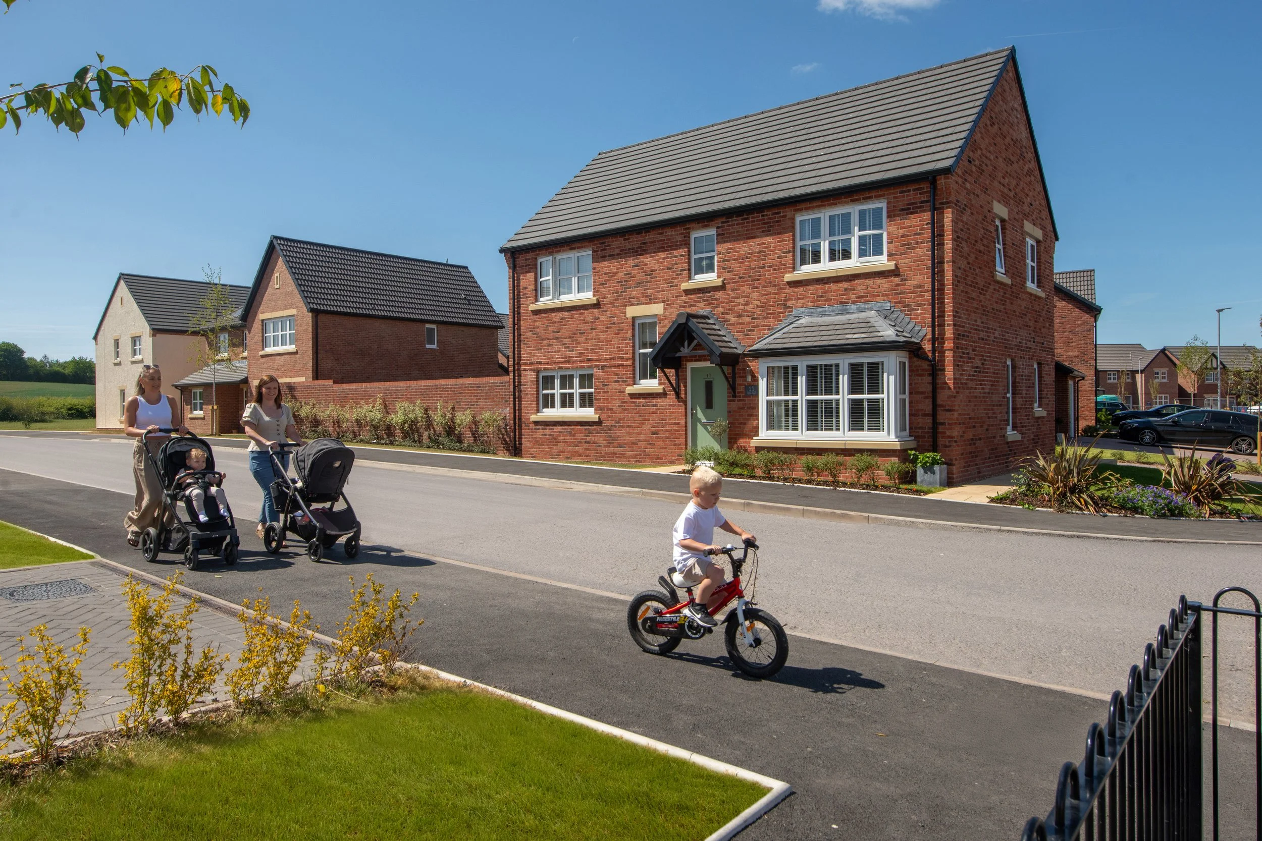 057 Story_StAndrewsGardens_Lifestyle_Web.jpg