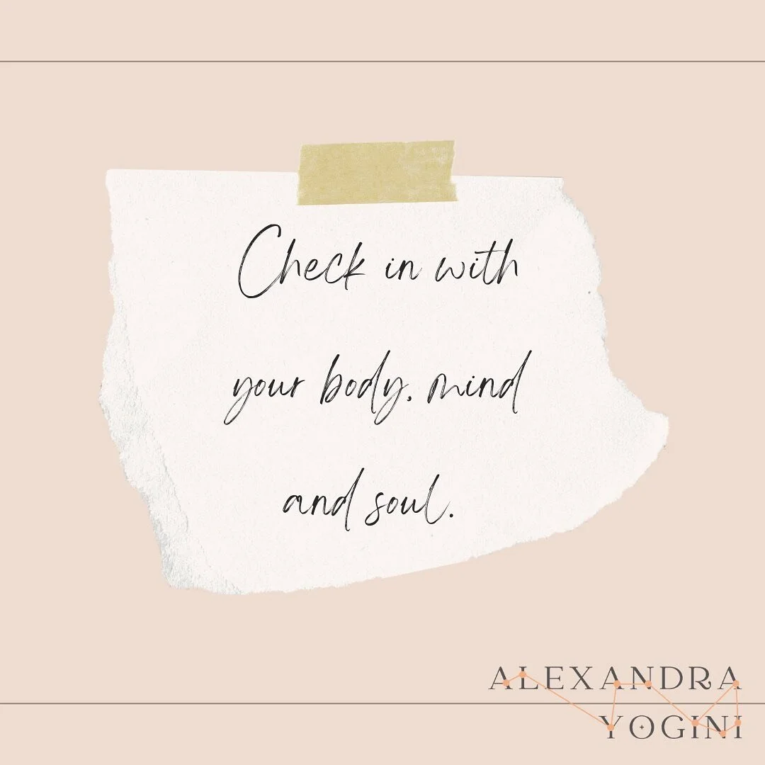 Checking in // ✨ how often do you check in with yourself? Do you check in with friends, family, partners? How often do you do that for yourself? 

Check in this week. How are you? 🙏

&bull;
&bull;
&bull;
&bull;
&bull;
#mentalhealth #checkin #yoga #c