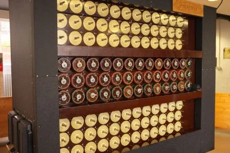 Bombe front_0.jpg