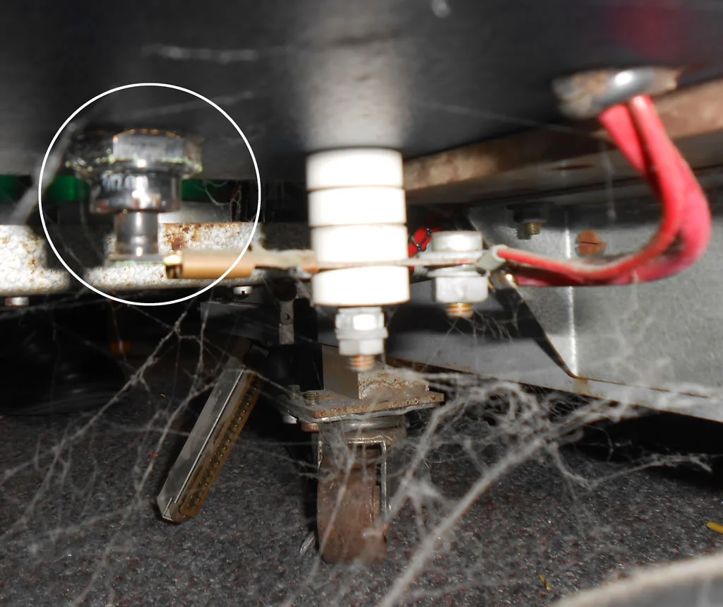 Fig 8 - Diode mounted in the bottom of the battery charger