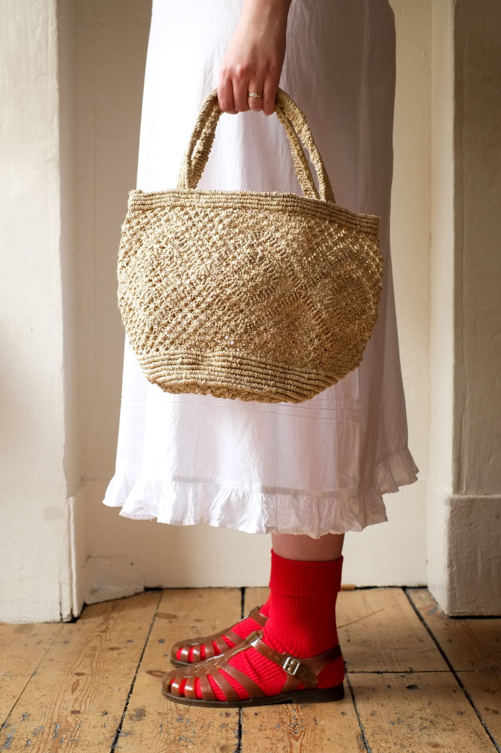 B06B6D7E-C77B-4625-BD6E-33A2AA32CE4F