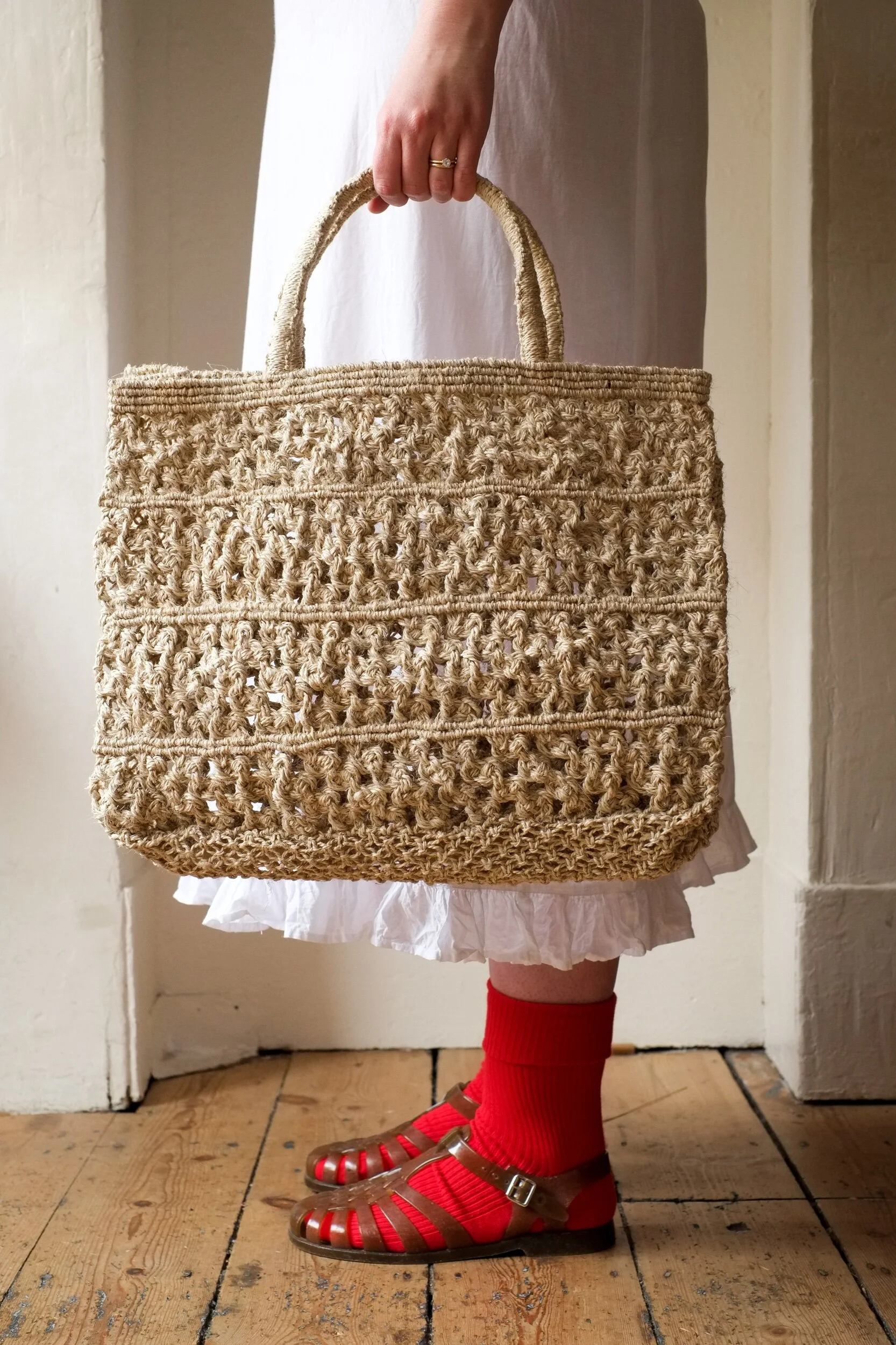 1A216FB7-7C12-459F-AD94-B204A56DD2AE