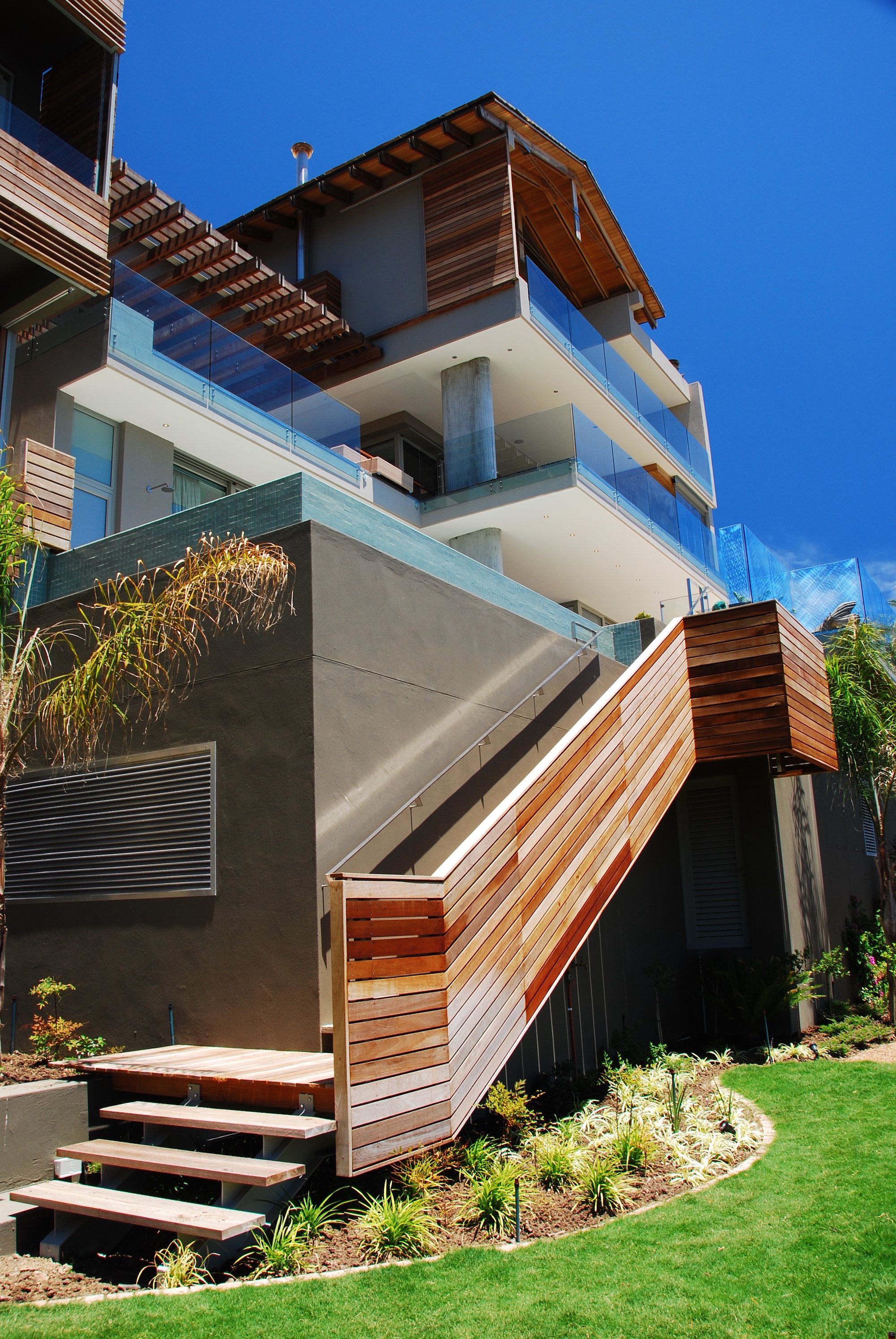 999 perspective 02.JPG