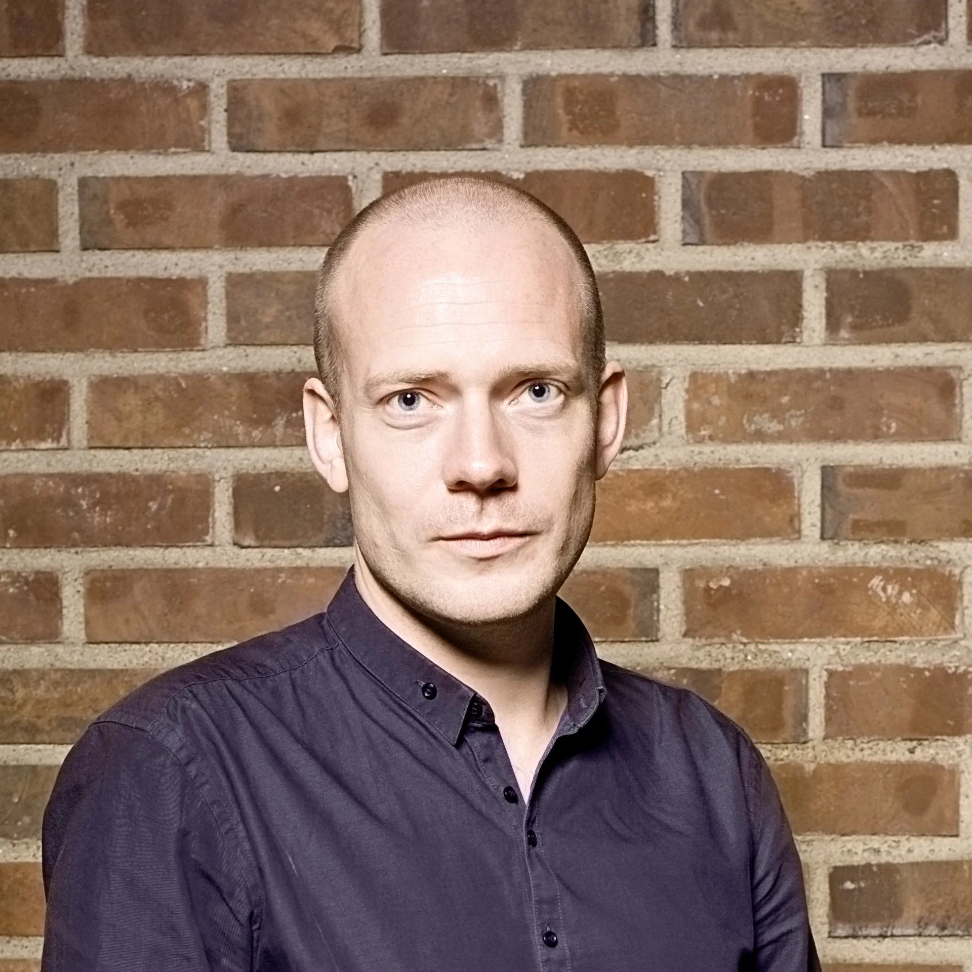 Audun Lindholm_Niklas R. Lello.jpg