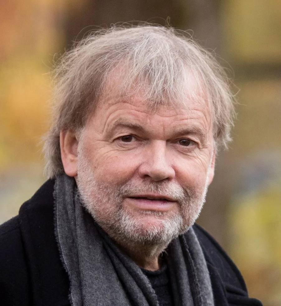 JOSTEIN GAARDER