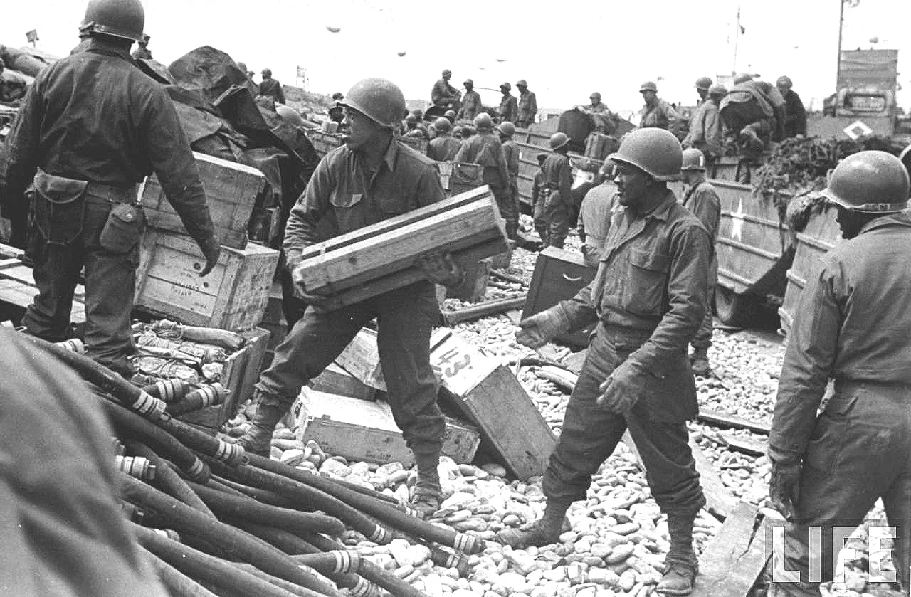 Black Soldiers Unloading Gear , Library of Congress, Prints & Photos Divison