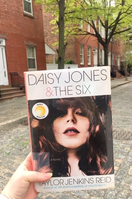 Review: Daisy Jones and The Six by Taylor Jenkins Reid