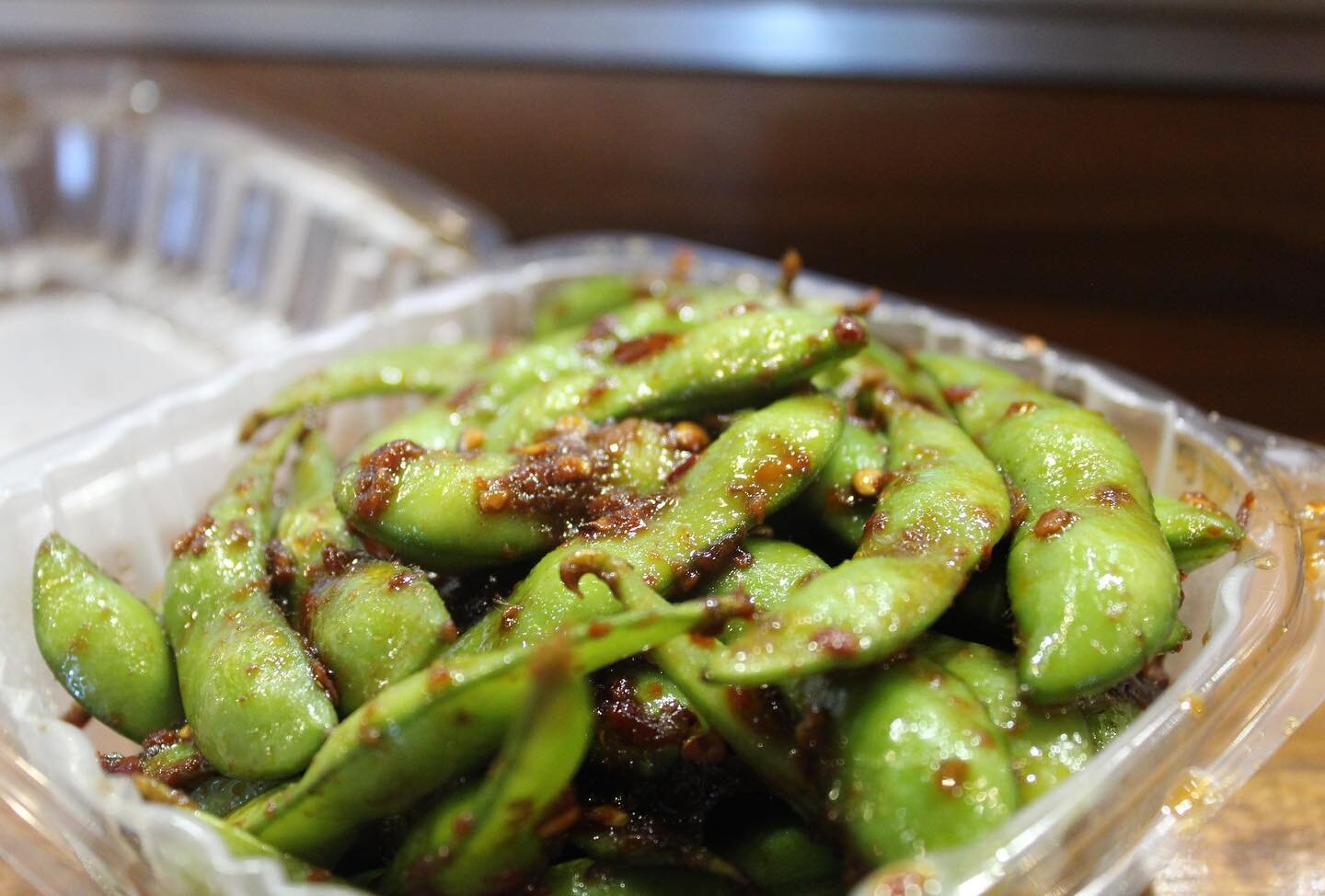 &bull; Spicy Garlic Edamame (packed for carry out) &bull;

ingredients:
steamed soy beans, pan fried with spicy garlic

photo creds:
@jayniescameraroll

COME VISIT US!
📍 find us on yelp! https://m.yelp.com/biz/tsukimi-austin-2?osq=tsukimi
📍find us 