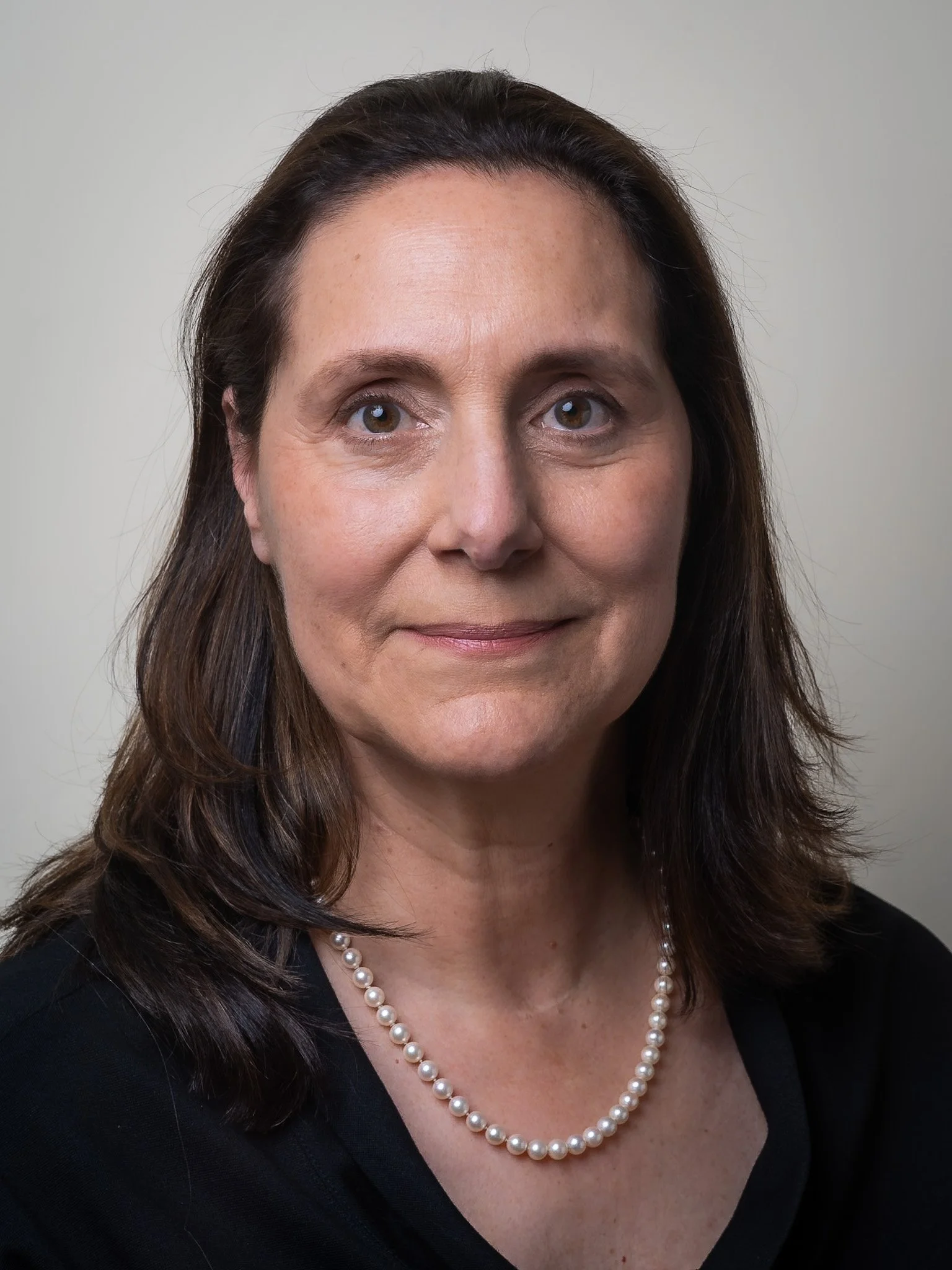 2024-11-16_Janet Pew Headshots-099.jpeg