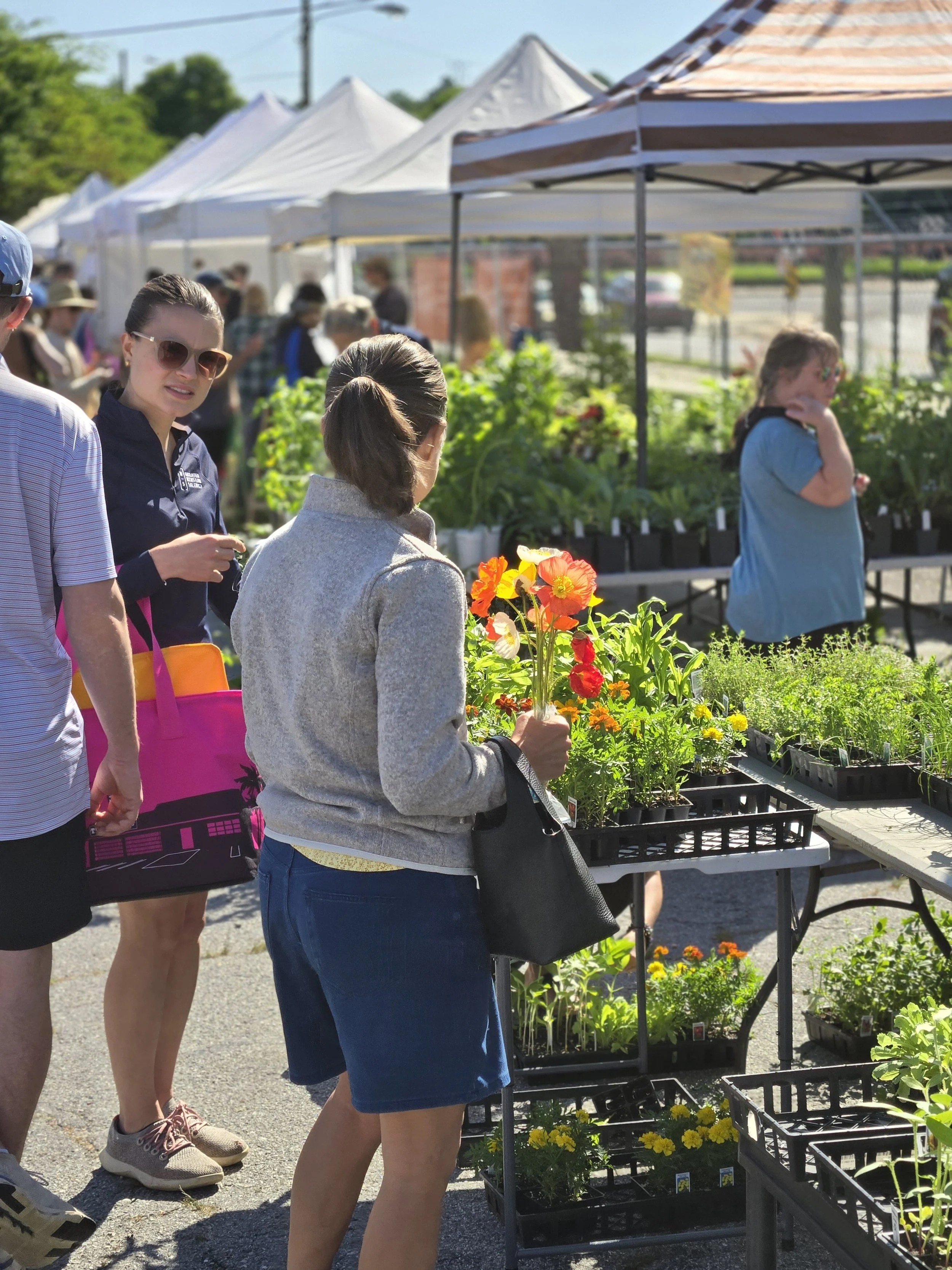 Saturday, May 31 // Ask How to Keep it Fresh from the Experts Themselves