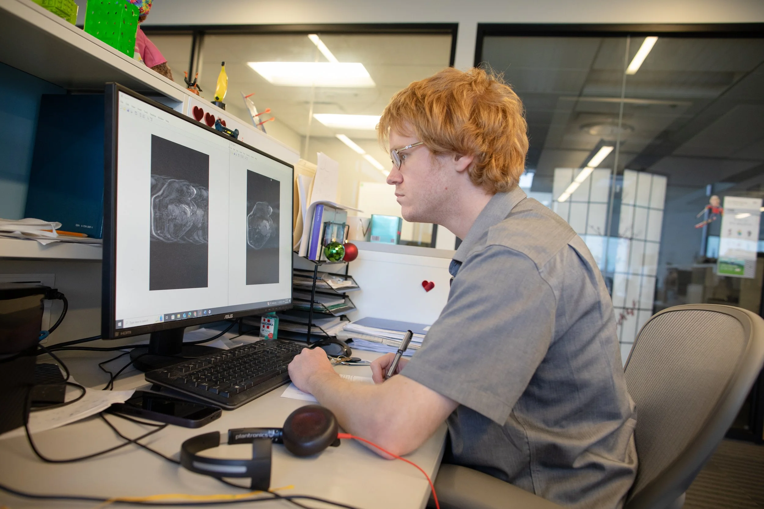 2024 A day in the lab: Aaron Curtis