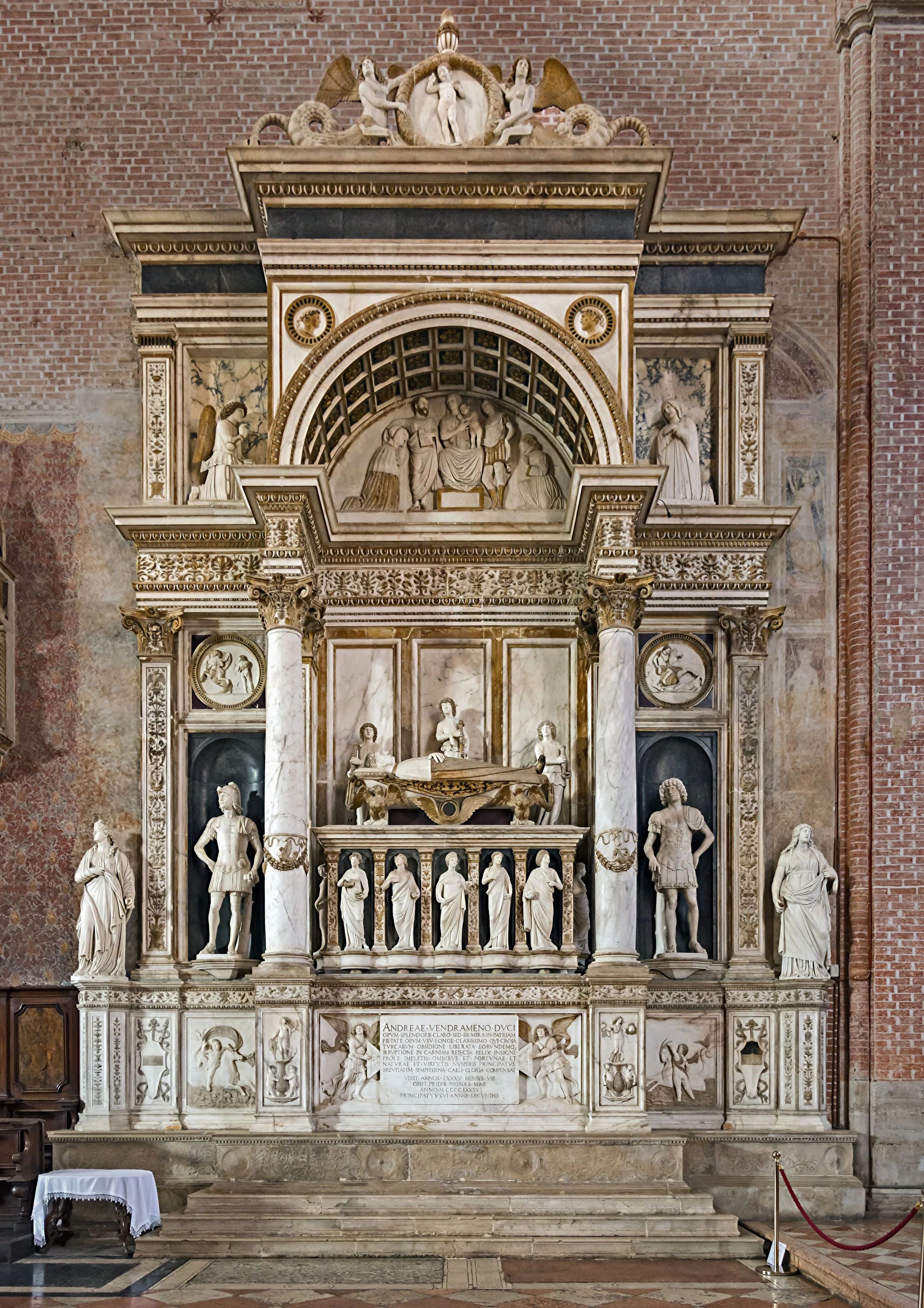 Monument_to_doge_Andrea_Vendramin.jpg