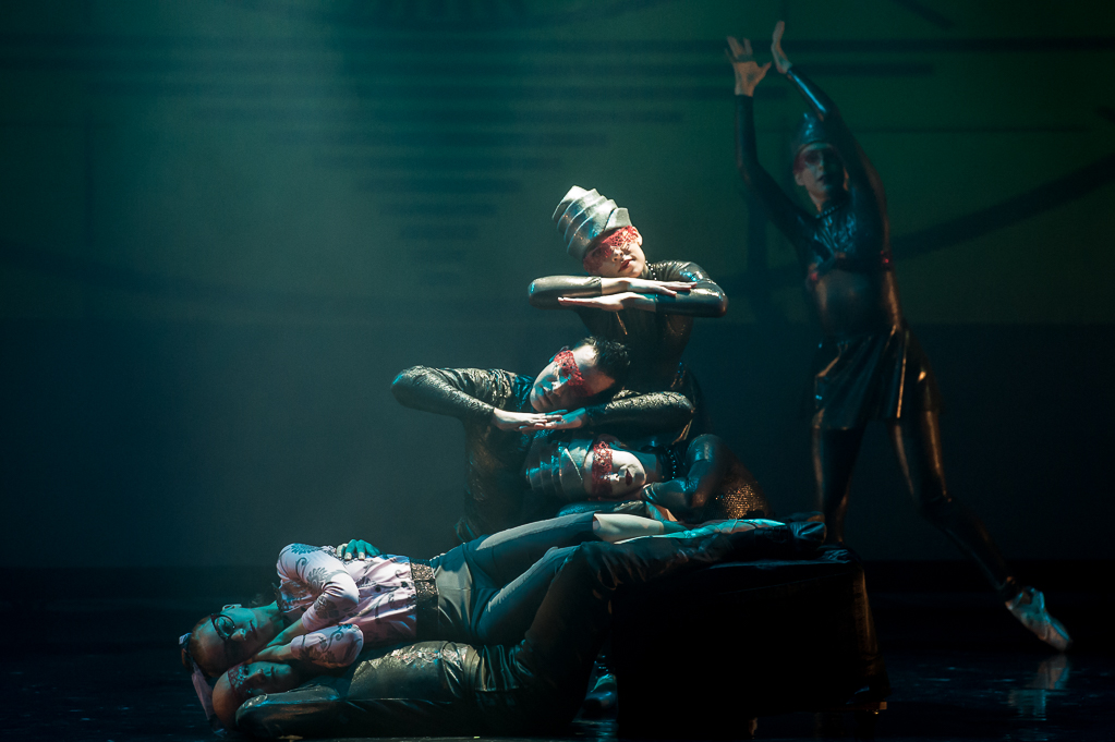 Zombie-Company-Dancers-Photographer-Darial-Sneed.jpg