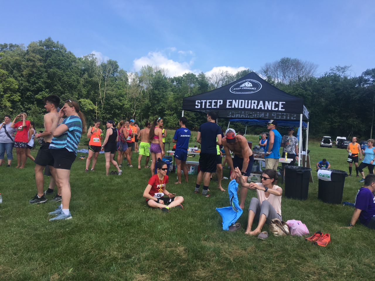 Angevine Trail Run - the crowd.png