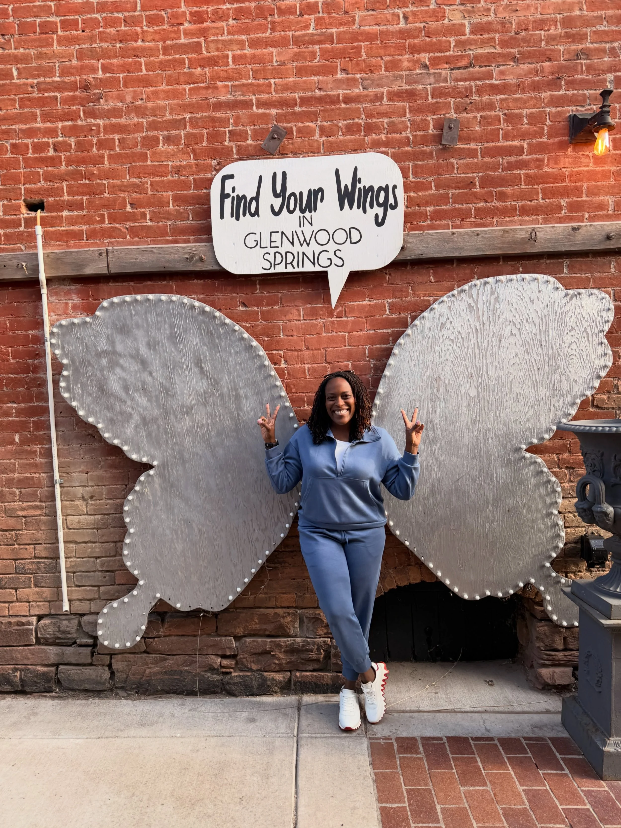 50 States by 50 is in full effect! 

Utah is officially checked off the list, and I cannot wait to share those photos. But before we crossed the state line, we made a few unforgettable stops in Glenwood Springs and Grand Junction, Colorado.

From col