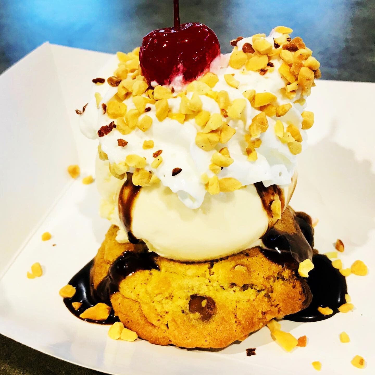 I&rsquo;m house cookie topped with your choice of ice cream, chocolate syrup, nuts, and a sweet cherry! $3 today down at Country Fresh