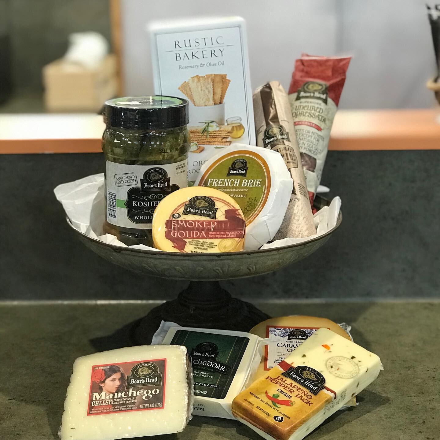 Ring in the New Year with some treats from Country Fresh and a bottle of wine! Open today 12/31 10-4 #quincypublicmarket