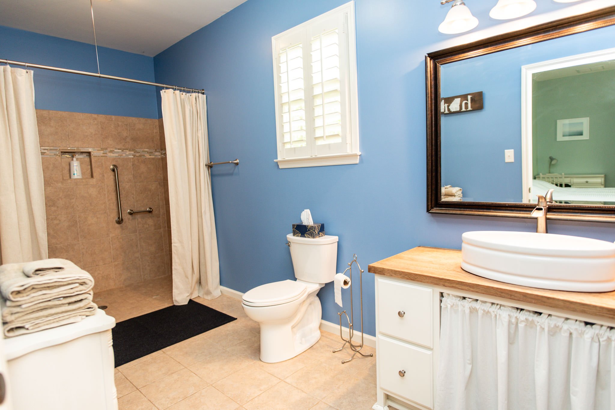 Cottage Interior-16.jpg