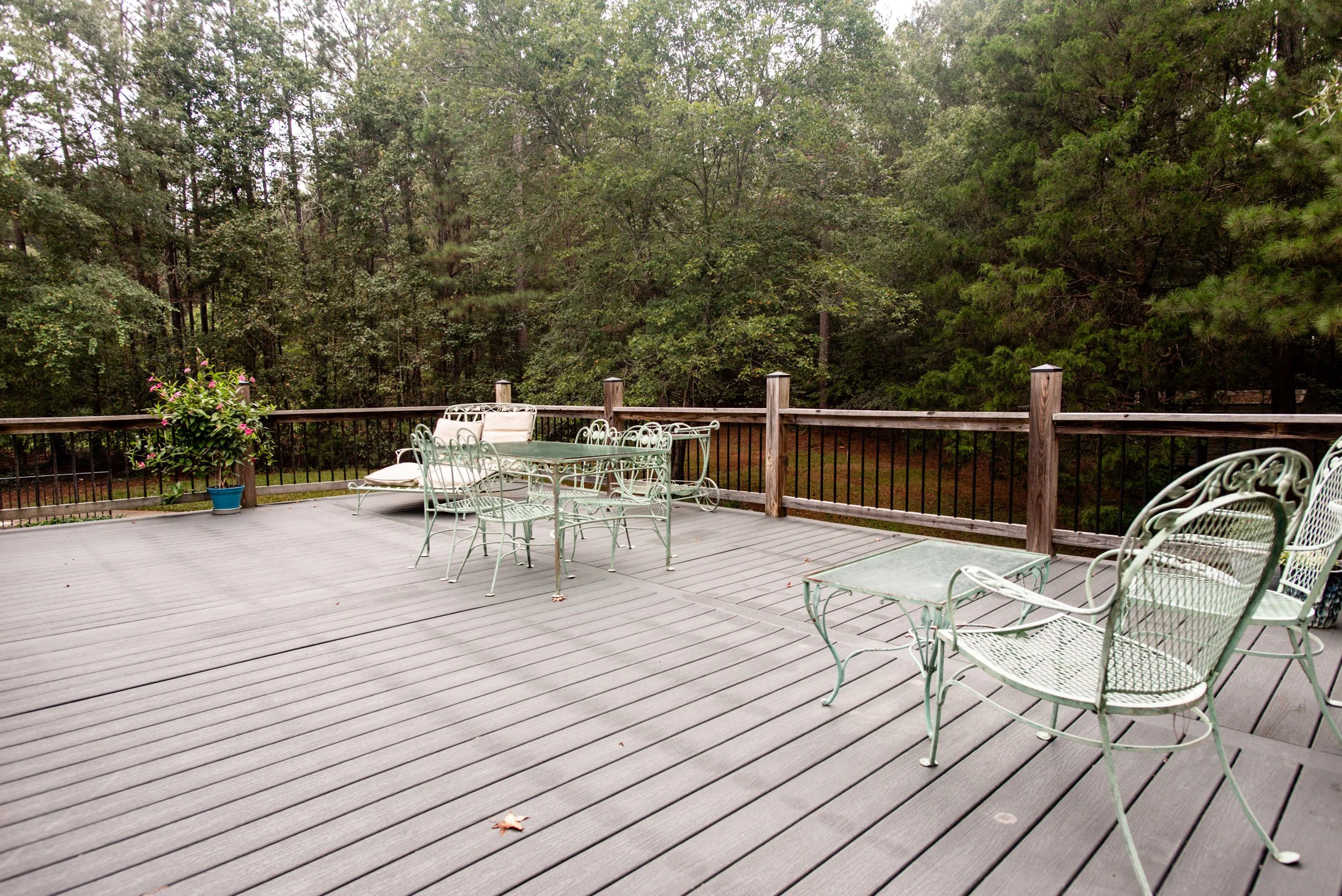 Exterior-50.jpg