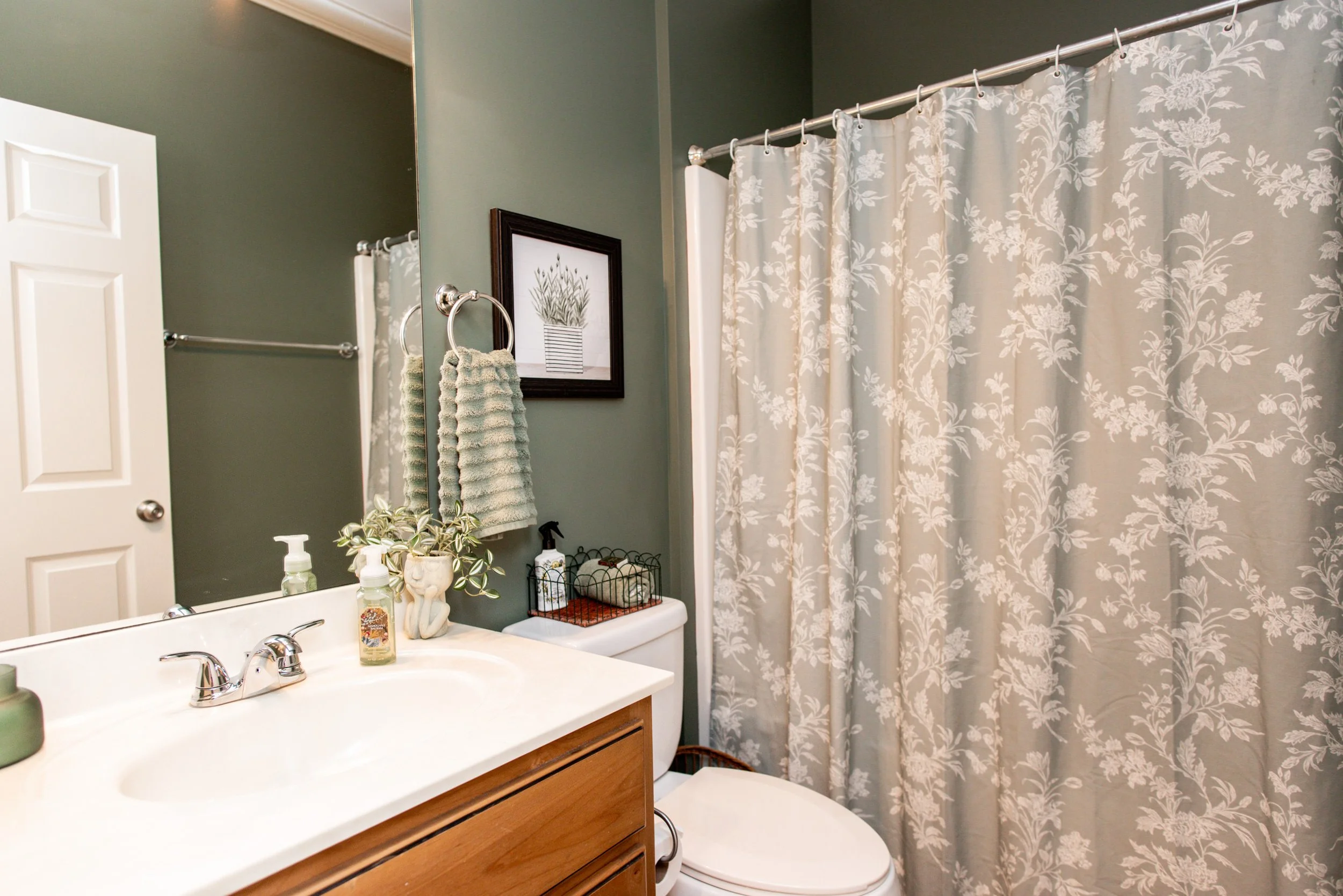 Basement and Bedrooms-9.jpg