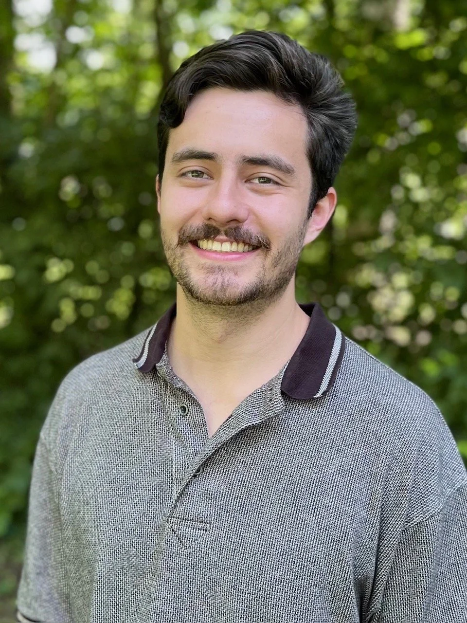 Copy of paat_headshot3.jpg