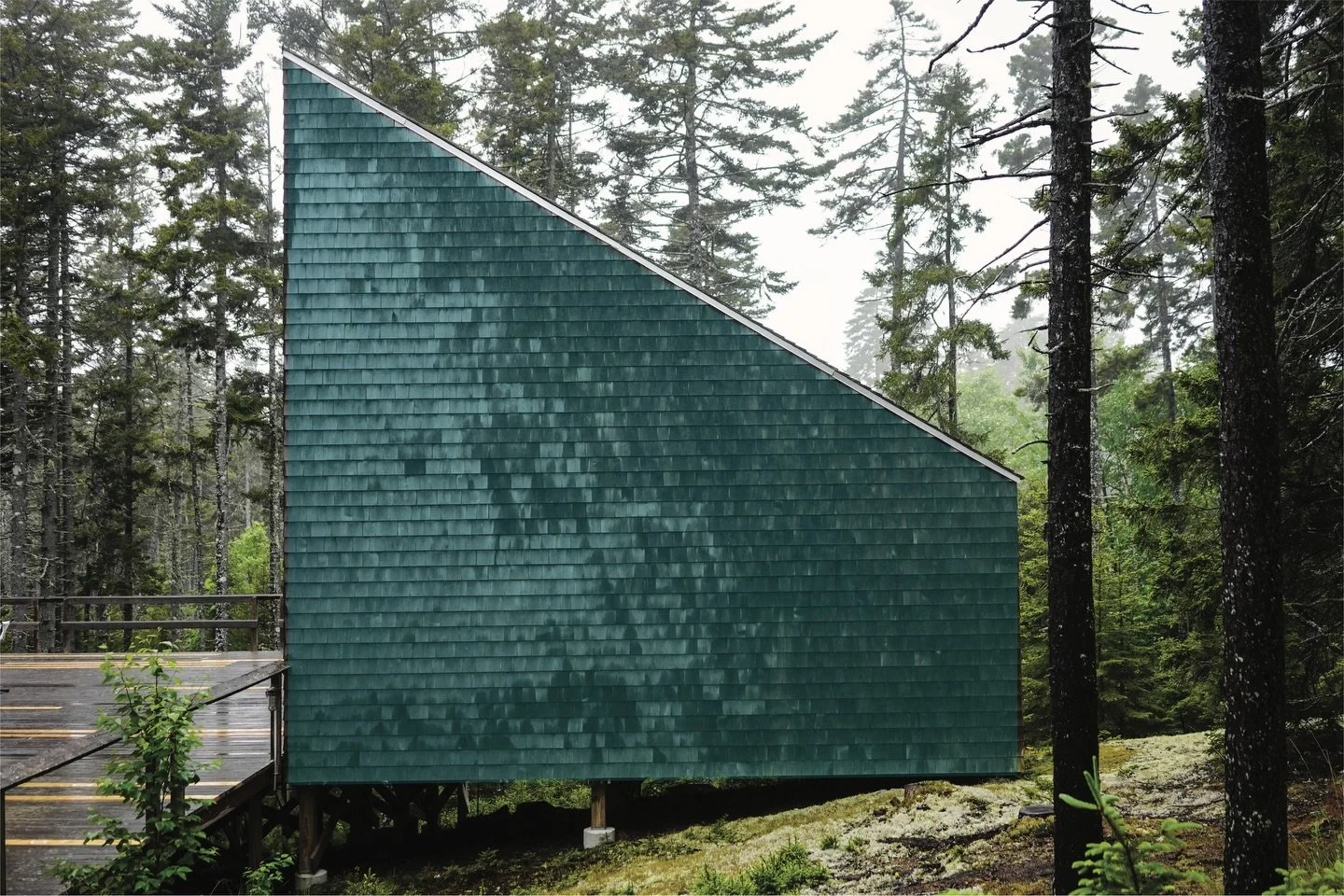 In honor of our 75th anniversary, we&rsquo;re excited to share that Haystack will upgrade ALL campus buildings by painting the exterior with our brand colors during Pre-Session - and YOU get to pick which shade! 🩵💛

Haystack blue or goldenrod - vot