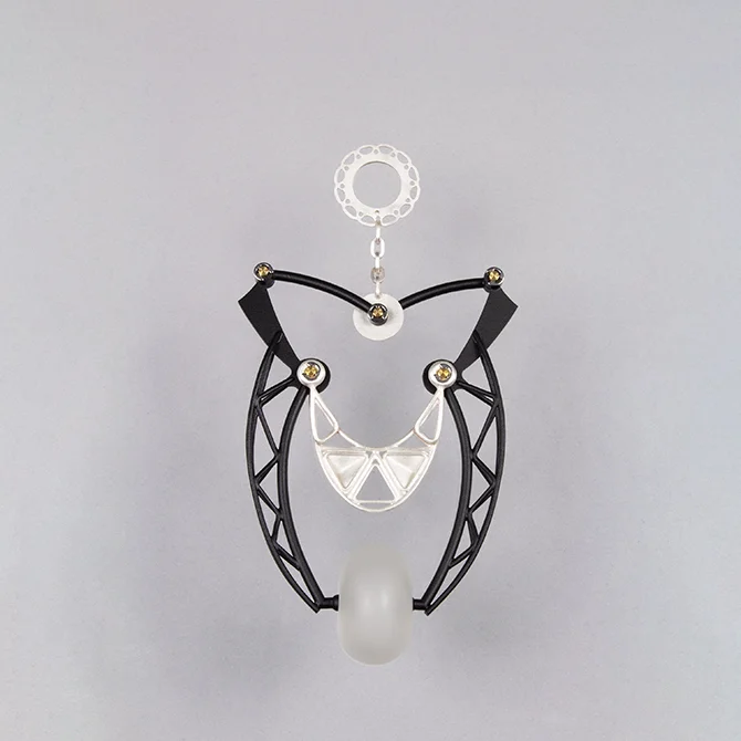 Renew_Neckpiece_back_website.jpg