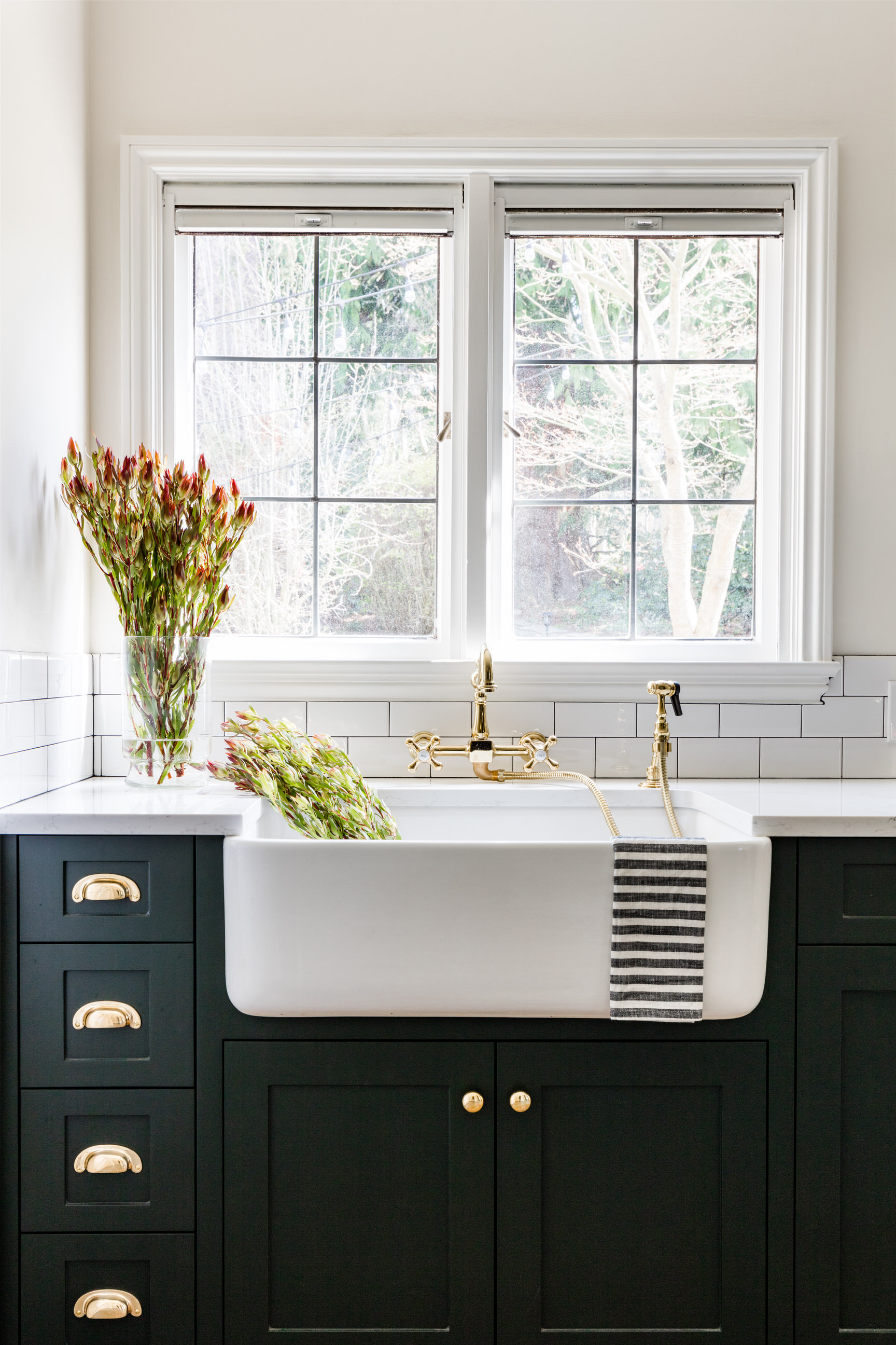 0008-Miranda-Estes-Photography-White-Space-Design-Group-Edmonds-Tudor-20190328.jpg