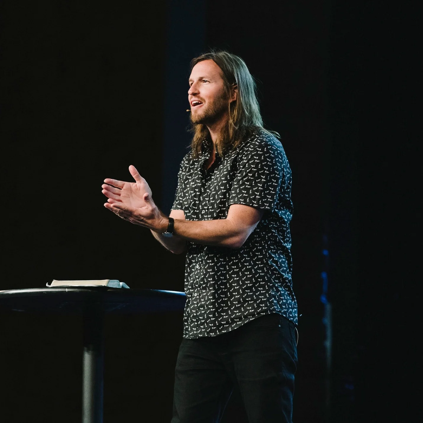 Aaron Keyes speaking at Dwell Conference 2019.