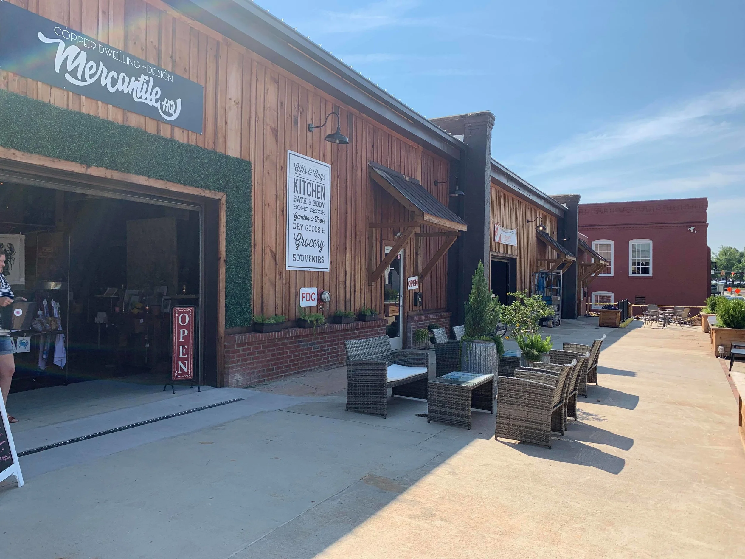Friday Night Food Trucks at the Warehouses on White