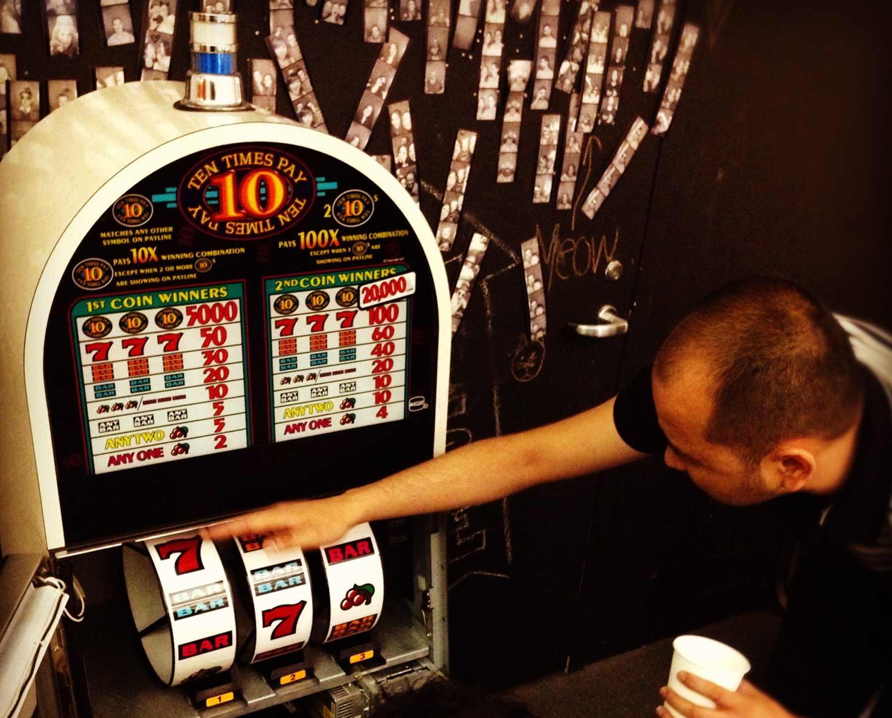 slot-machine-initial-2x.jpg