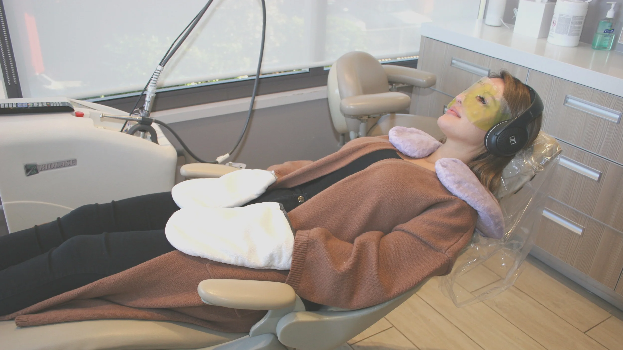Personal headset, paraffin hand treatment and hot or cold eye mask