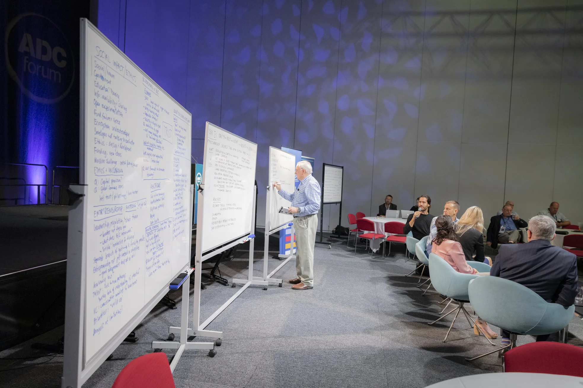 Blockchain-Summit-16b-012.jpg