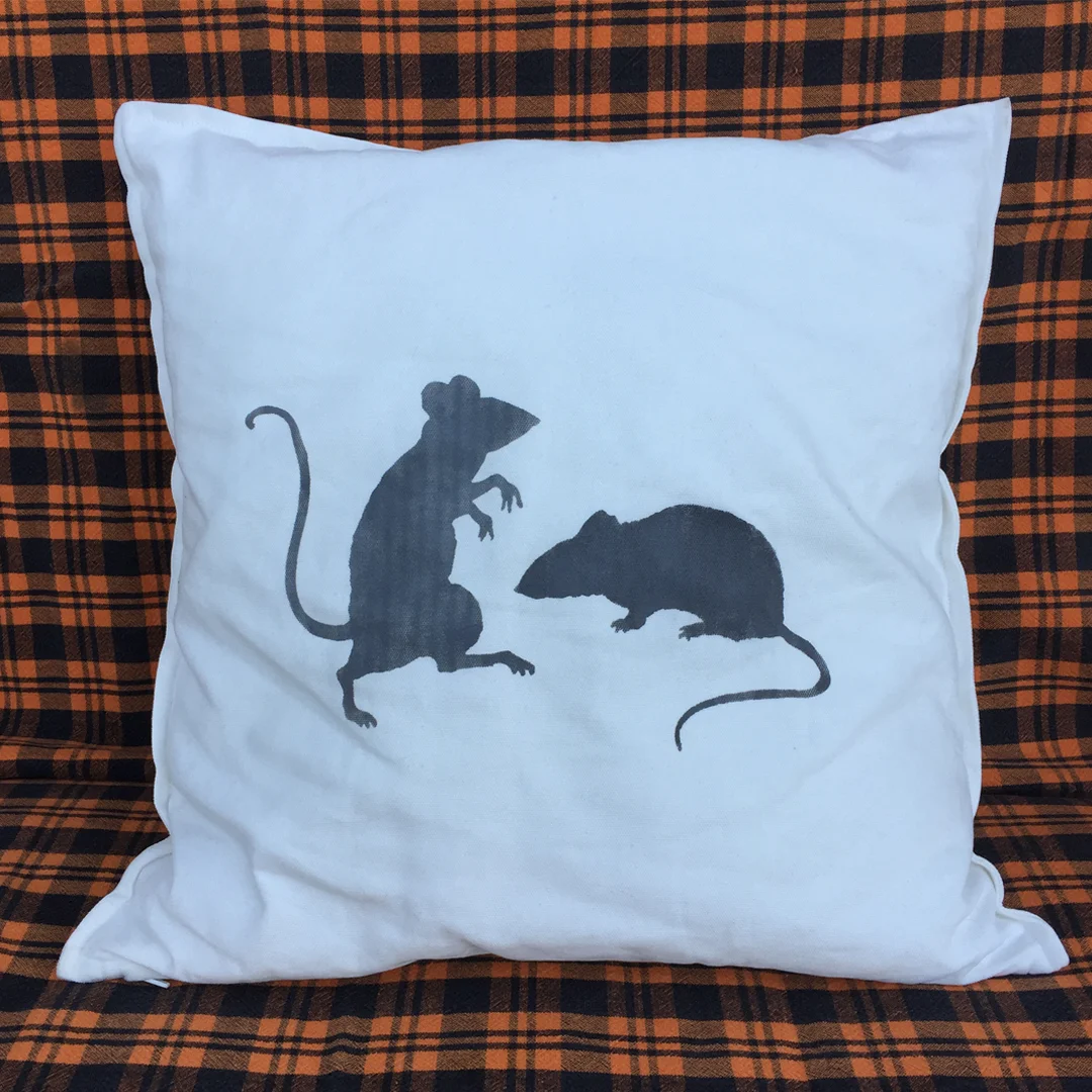 post-22A-halloween-pillows-8.jpg
