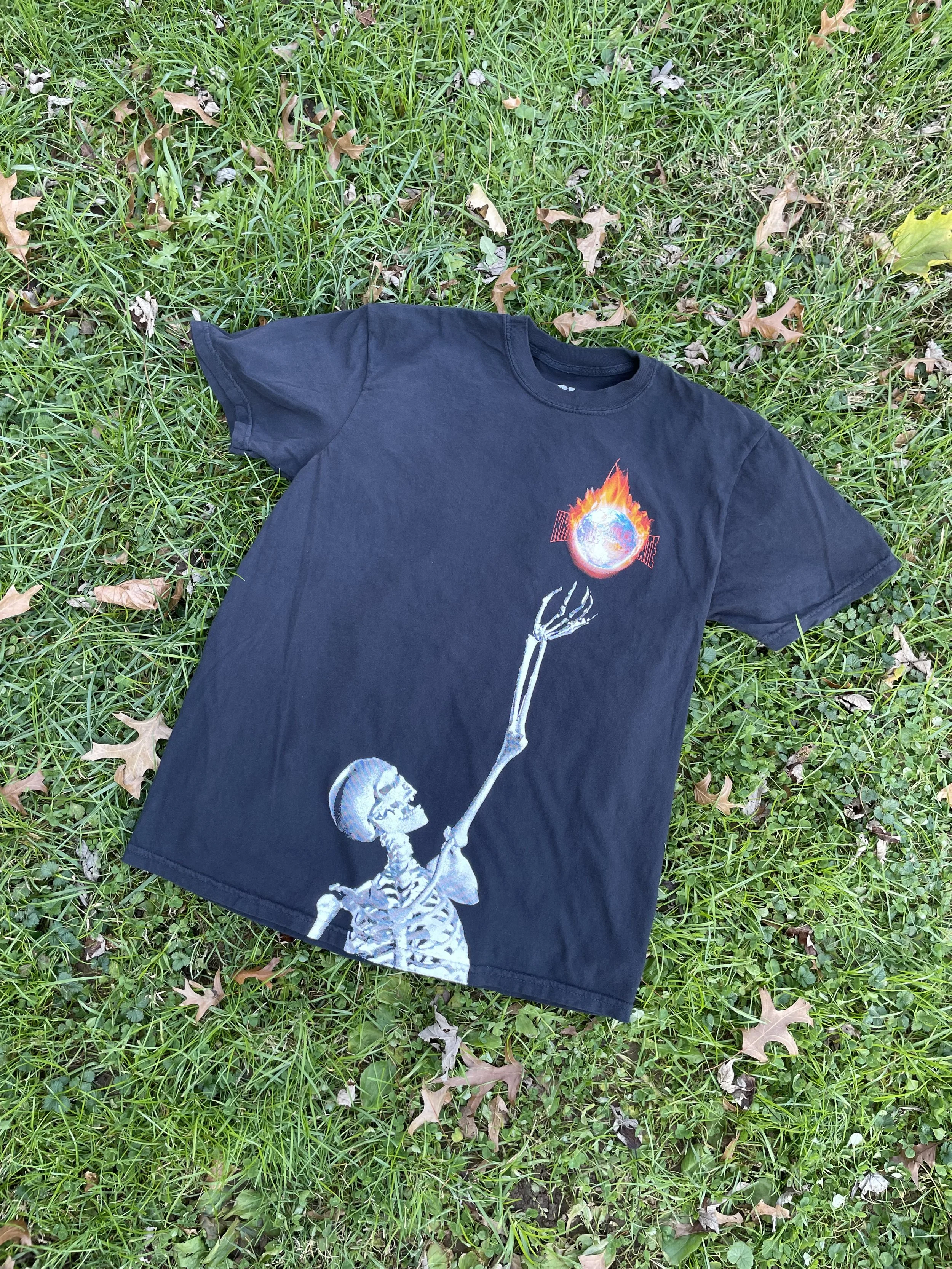 Reaching Tee