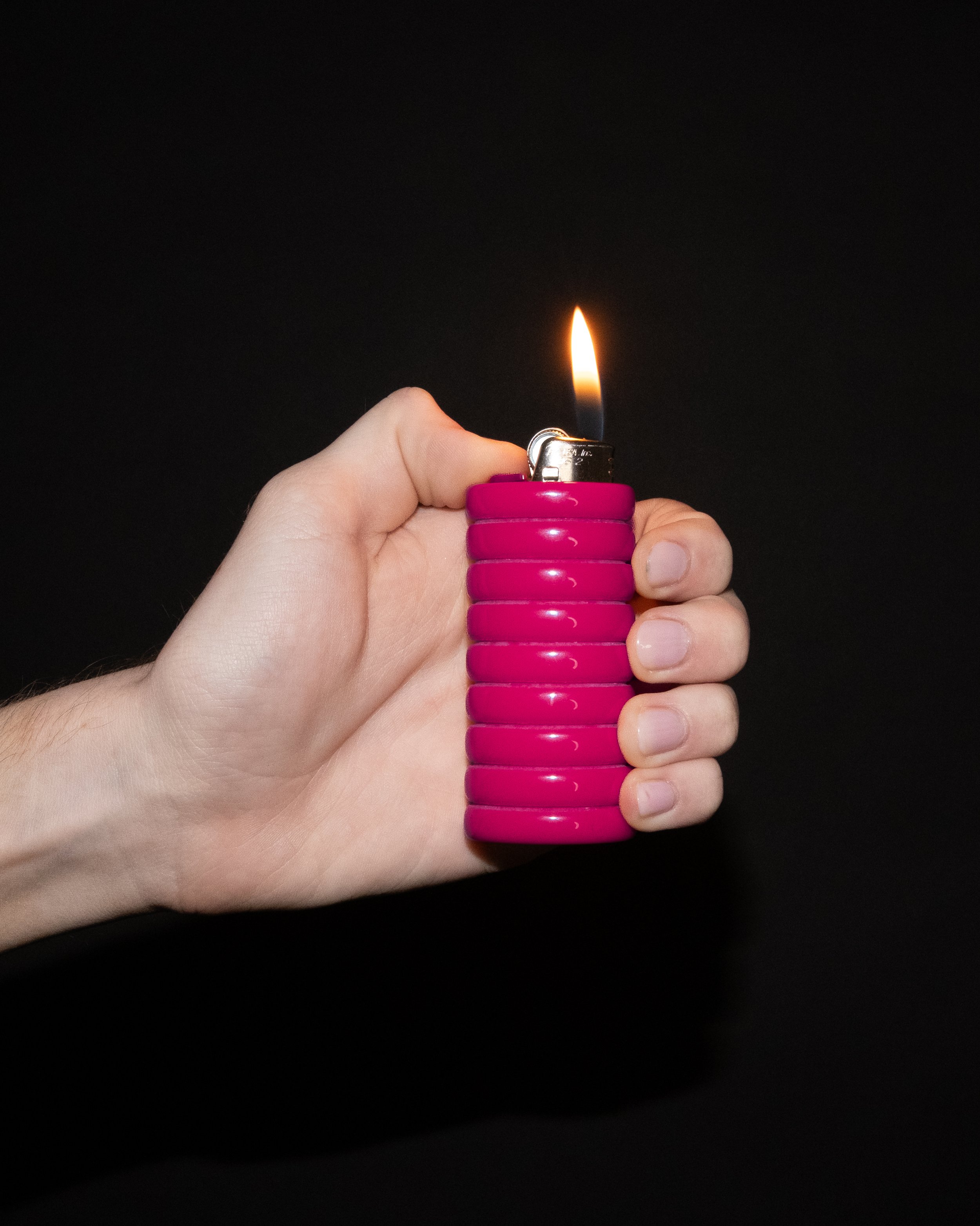 Gio-Resin-Lighter-Holder-Fuchsia-Pink.jpg