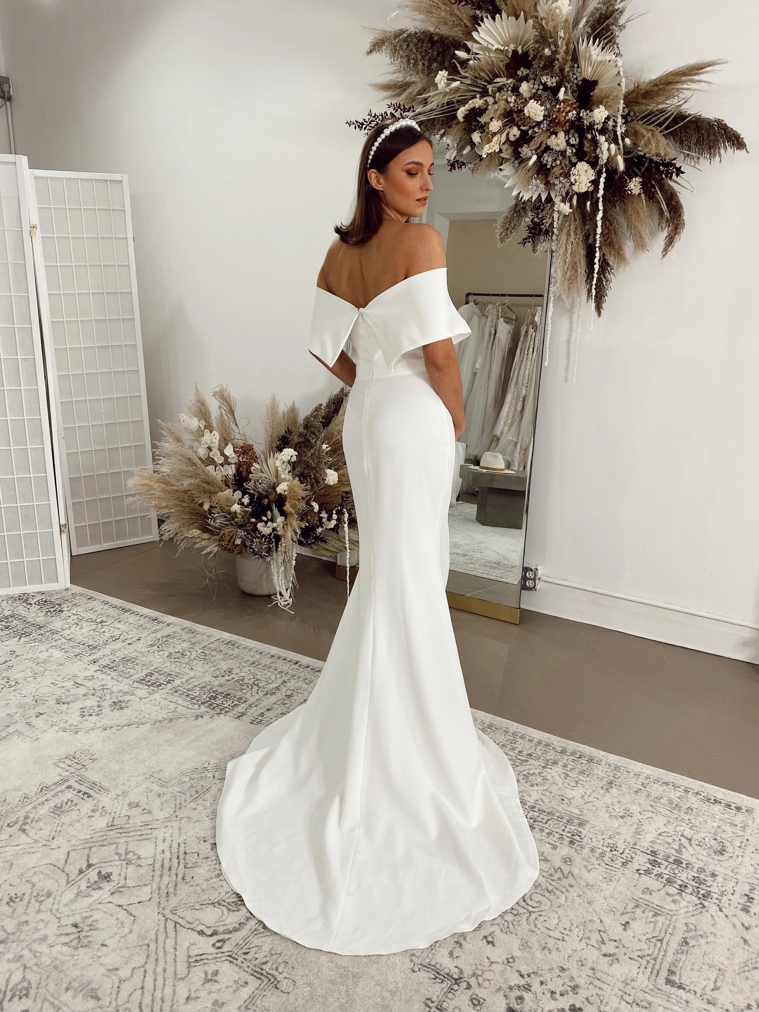 Wedding Dresses Liza Ray Wedding Show Room And Makeup Studio In Ny