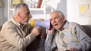 5 signs it’s time to invest in a hearing aid 