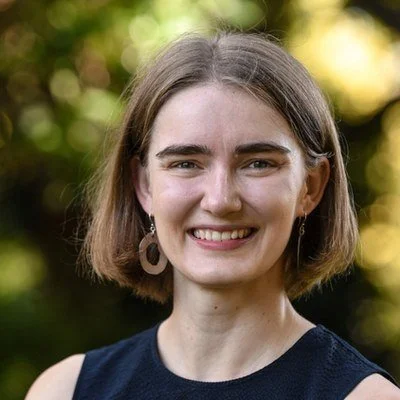 Dr Ella Moeck