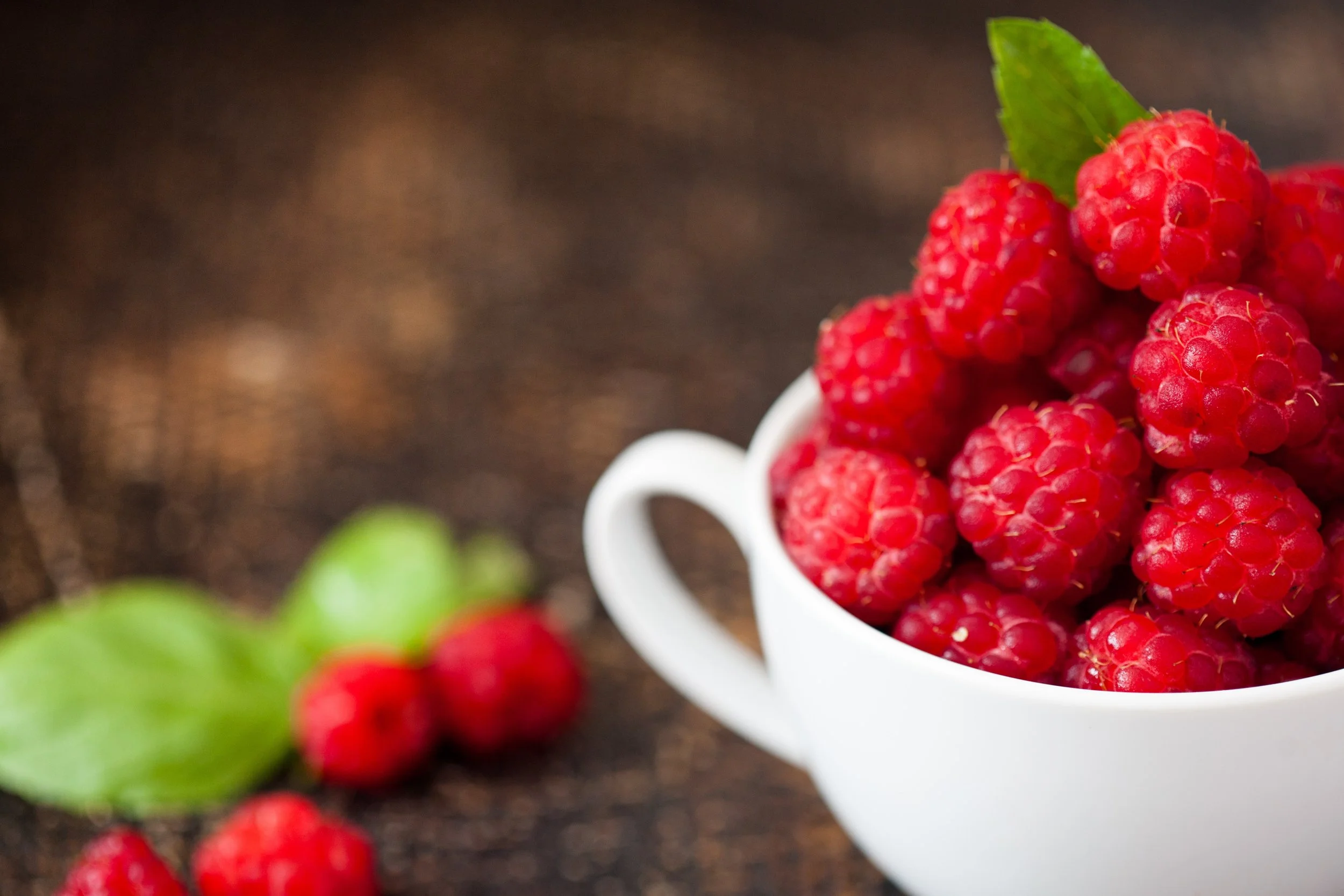 berry-bowl-close-up-1152351.jpg