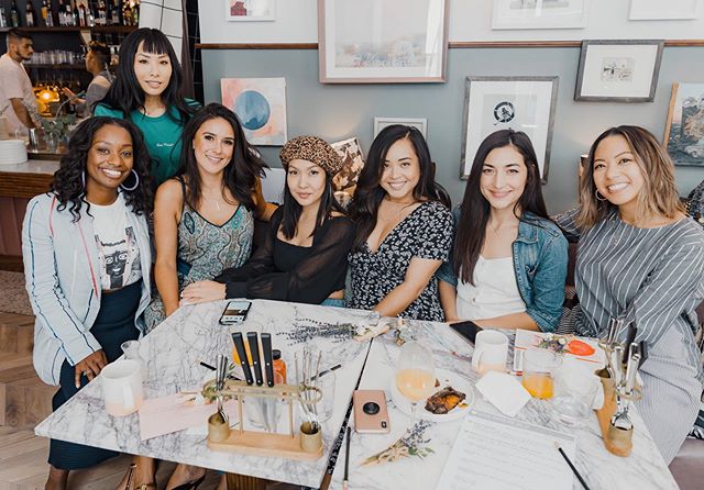 &ldquo;Be the light in your own life.&rdquo; Thank you to everyone who came out to our DIY + goal setting brunch featuring @leadwithangelaaguirre @lovemade at @thehoxtonhotel 💕 What an amazing way to start our day! 
Photos are up on lovemadeevents.c