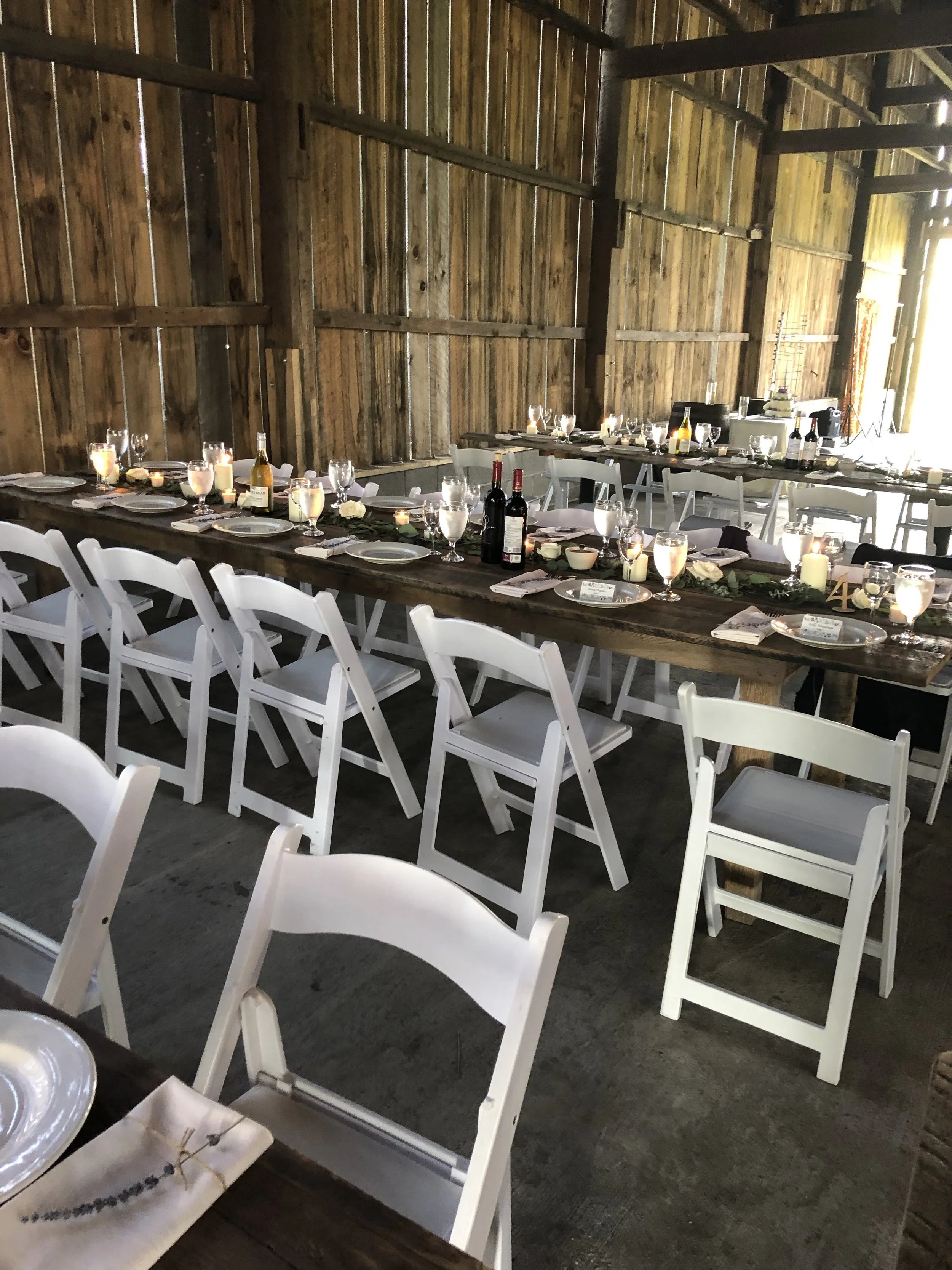 At Farm at Tate’s Creek, Lexington Flowers by Hummingbird Page Event Co. Catering by Bayou Bluegrass