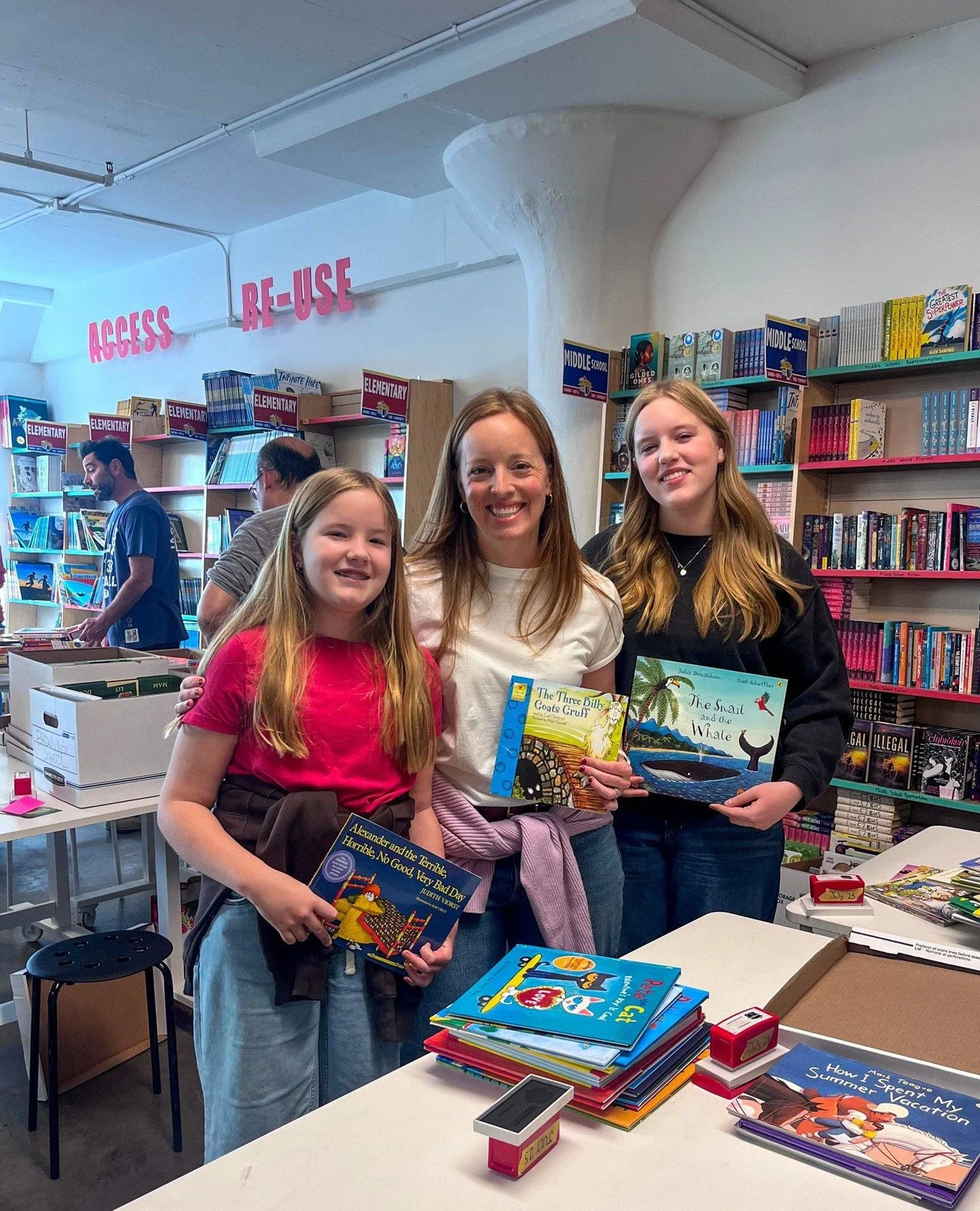 As the holiday season winds down and we look toward the new year, we&rsquo;re reflecting on what makes this work possible every day&mdash;consistency, care, and a community committed to book access, choice, and ownership.⁠
⁠
Becoming a monthly donor 